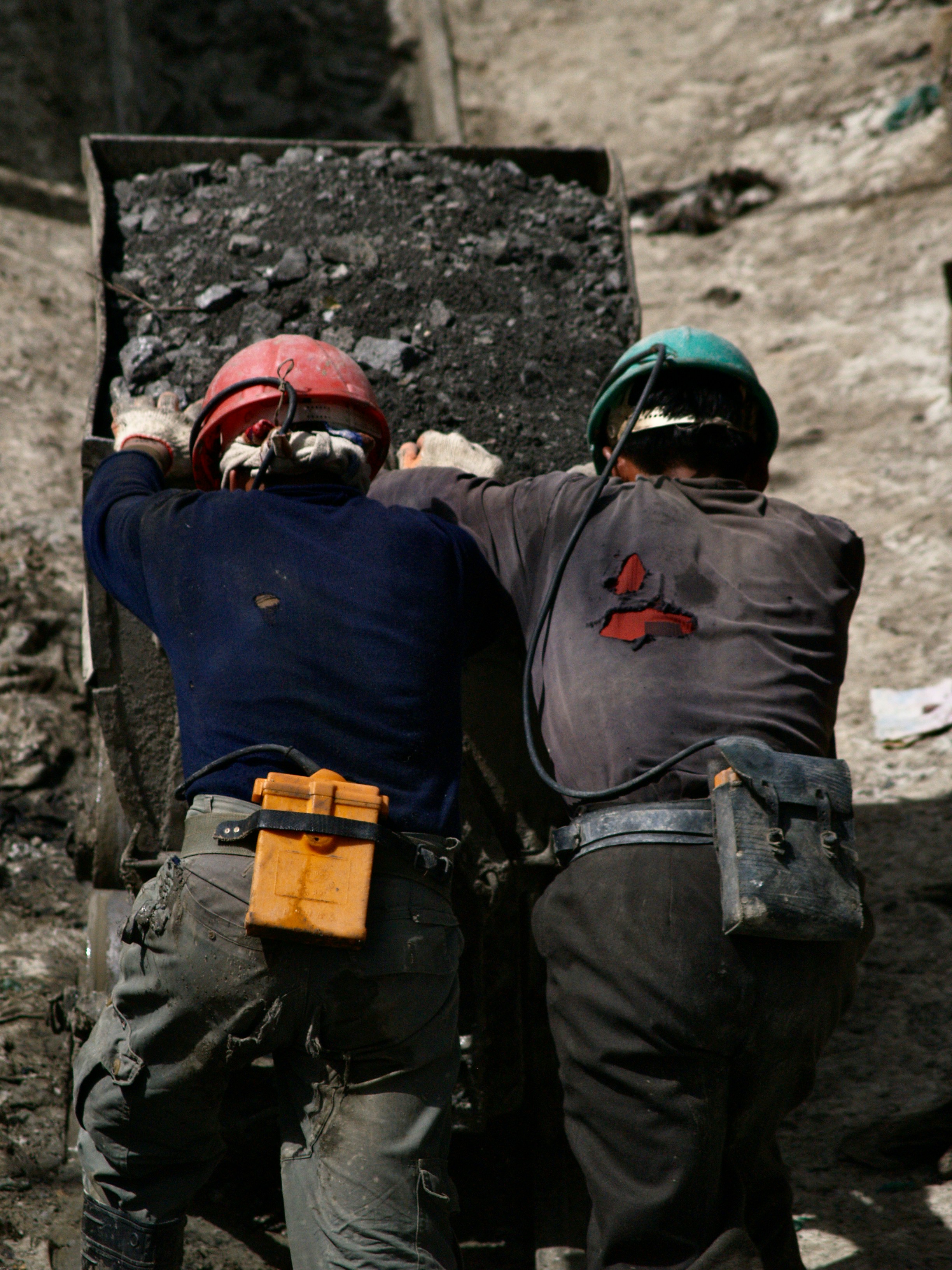 U.S. government to 'reconsider' black lung protections as coal miners fight to keep them: 'We need to get this done for the younger generation'