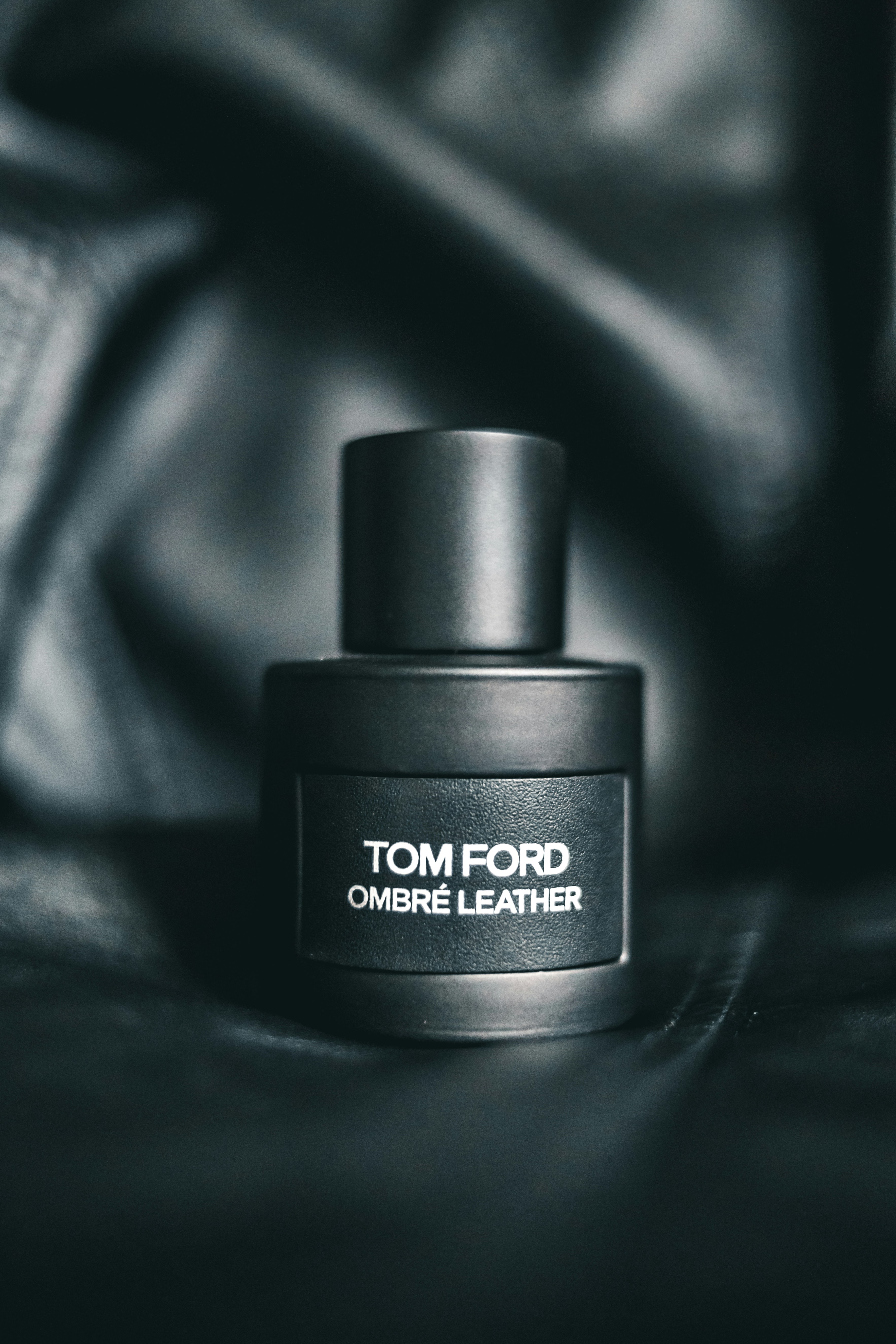 Exploring the World of Tom Ford: The Man and His Fragrance Journey