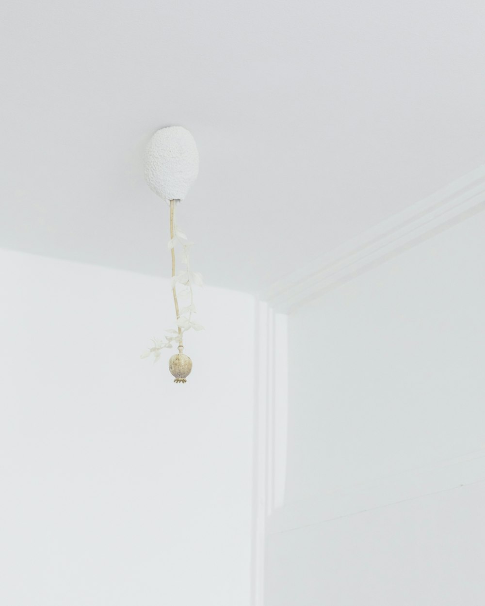 white and gold pendant lamp