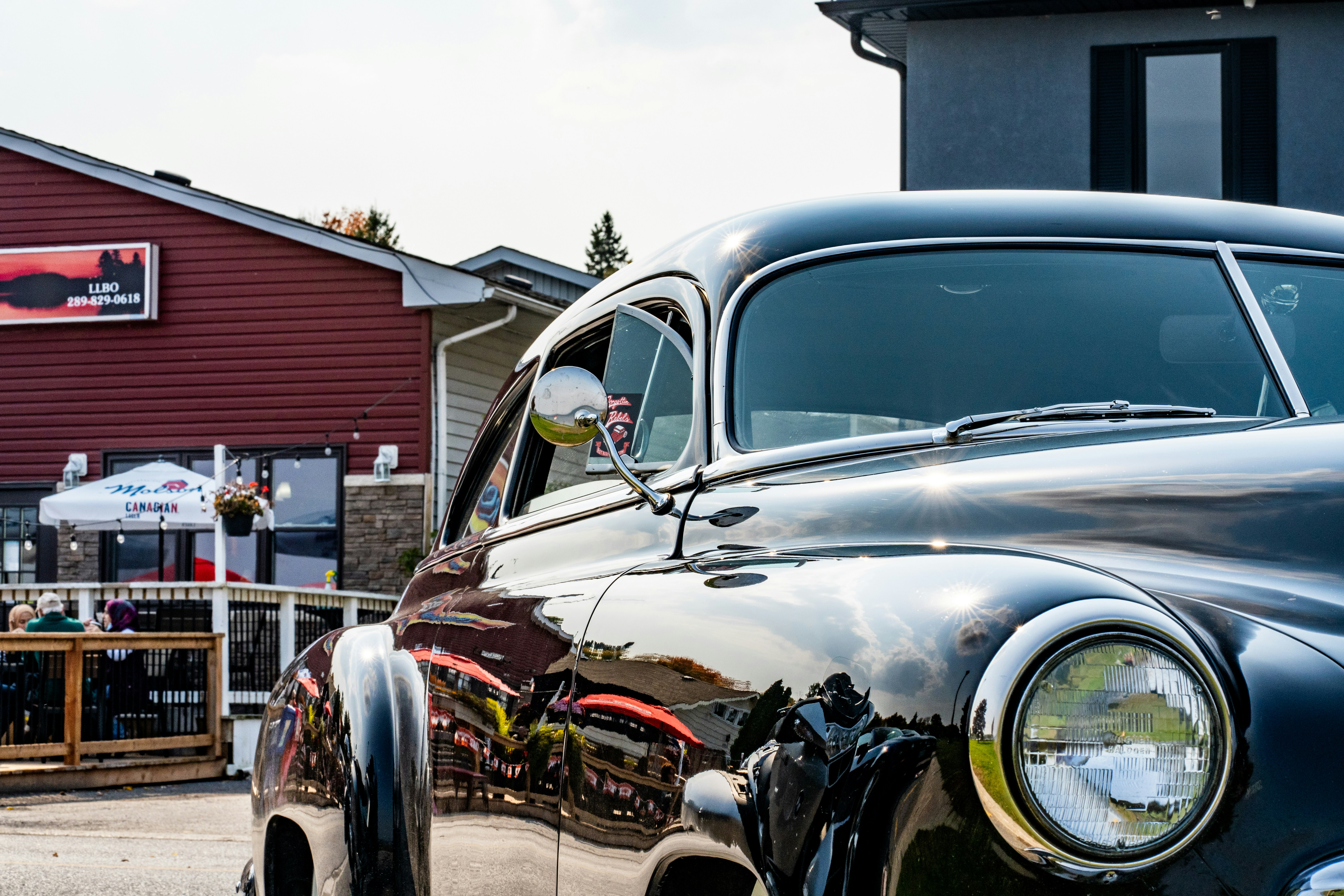 vintage car headlight, wallpaper, Tucker 48: Exploring the Cyclops Eye Headlight 5