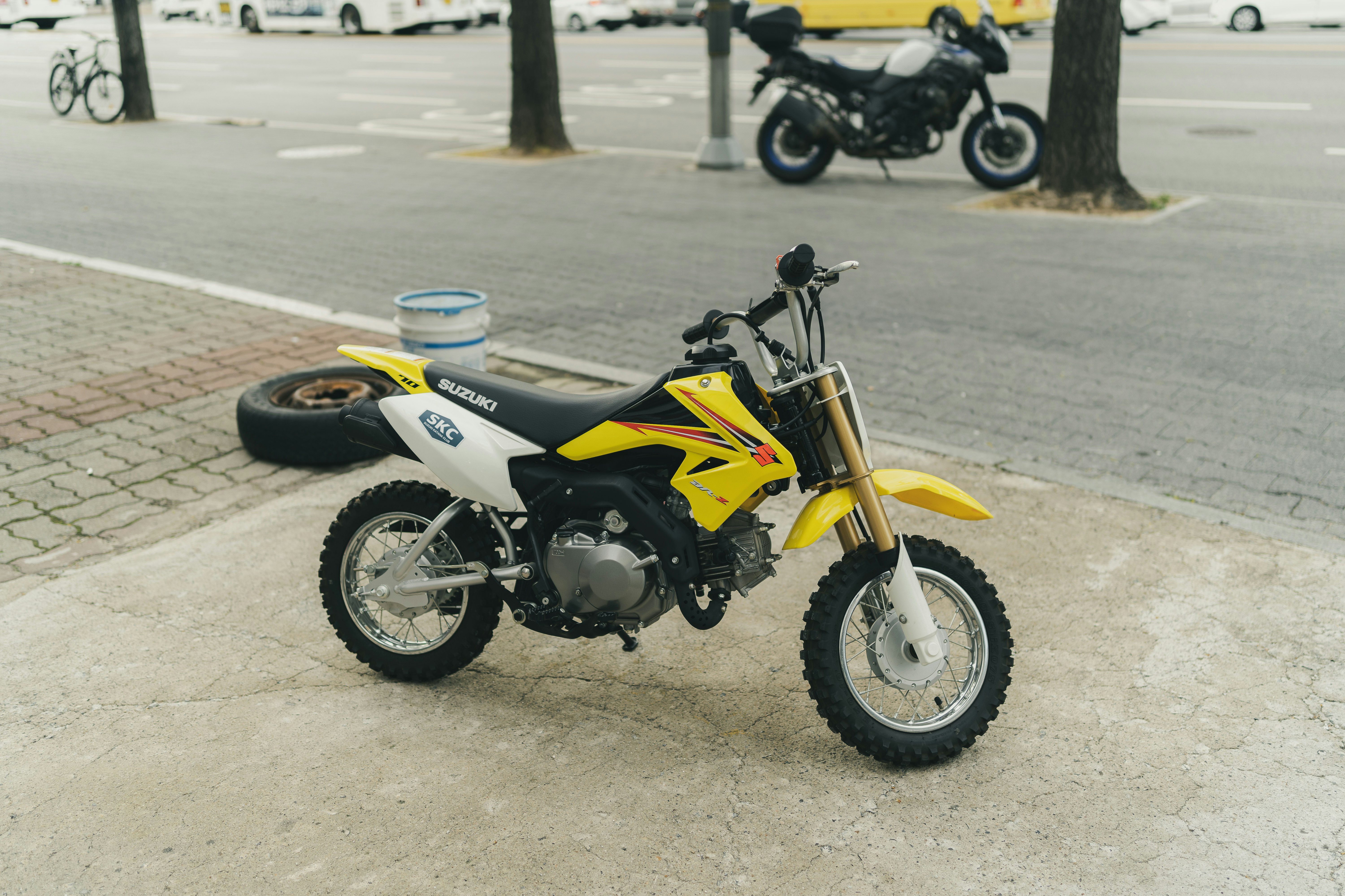 yellow and black sports bike on road during daytime