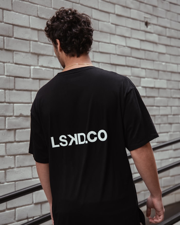 Wide leg jeans fashion