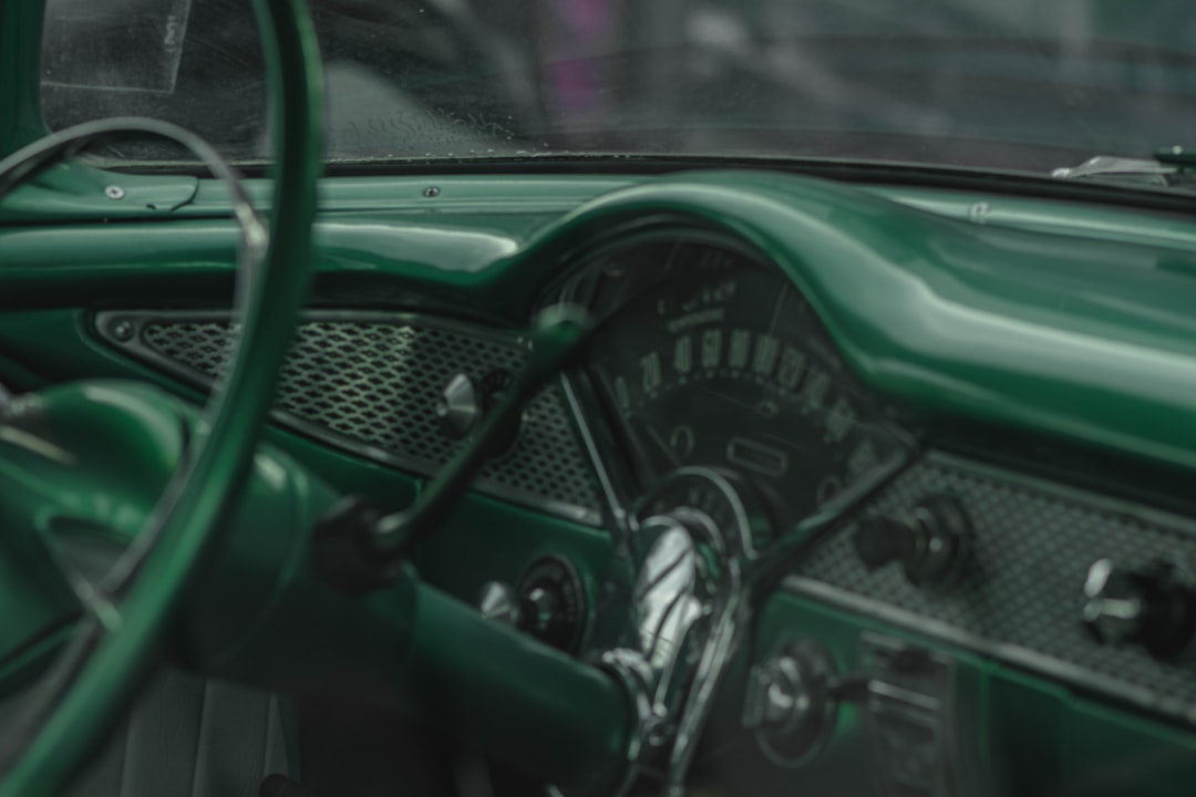 green and black motorcycle steering wheel