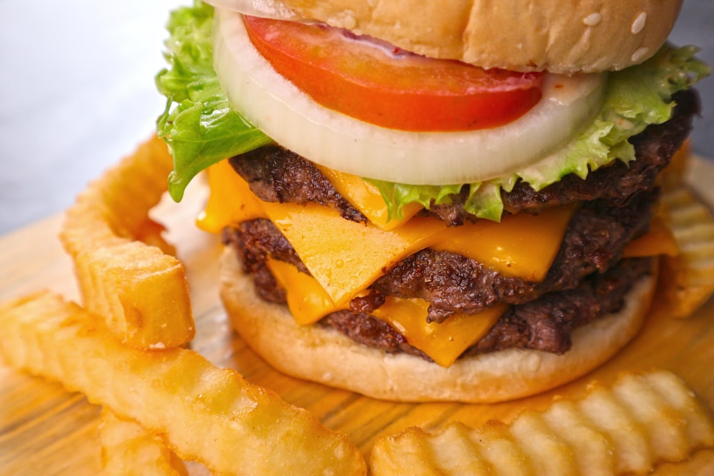 burger with tomato and lettuce