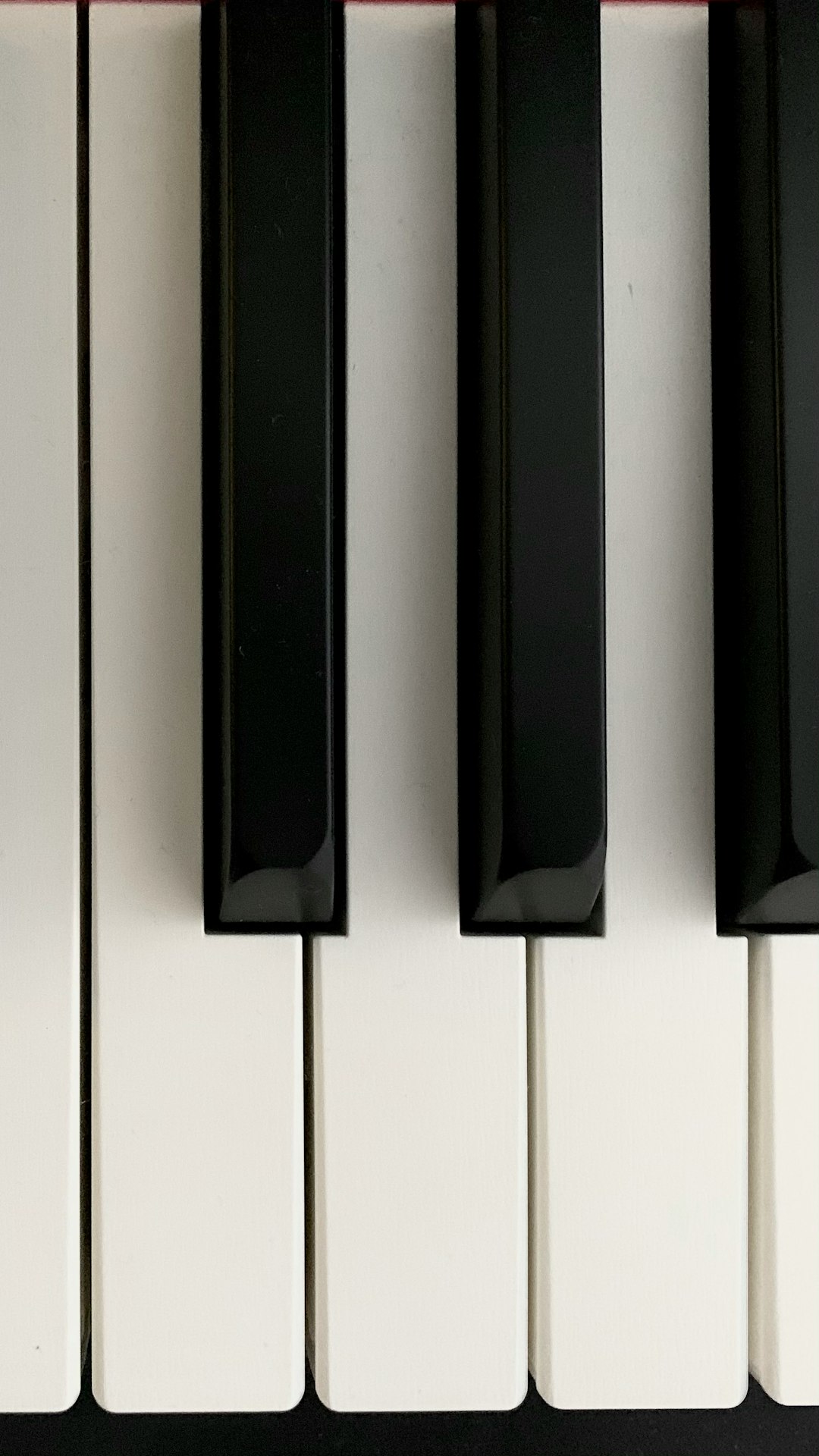 black and white piano keys