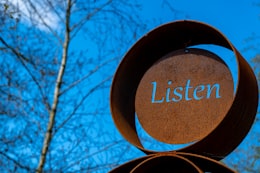 5 ways to listen better to your audience