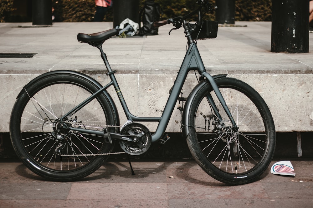 blue and black commuter bike