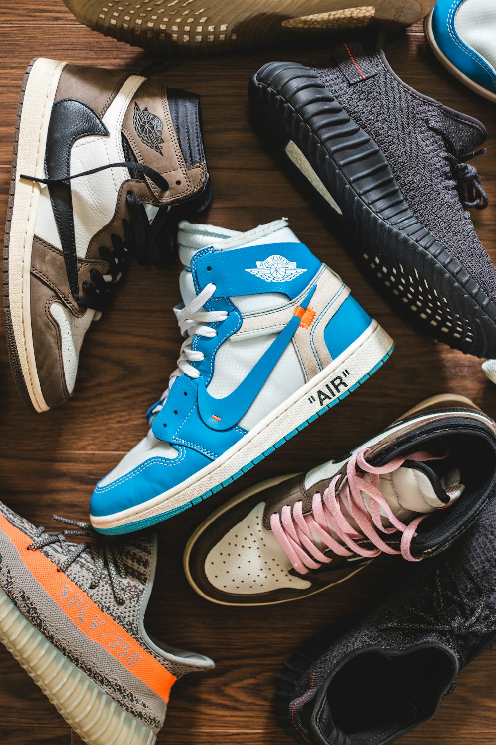 blanc, rouge et bleu, nike air jordan 1 s