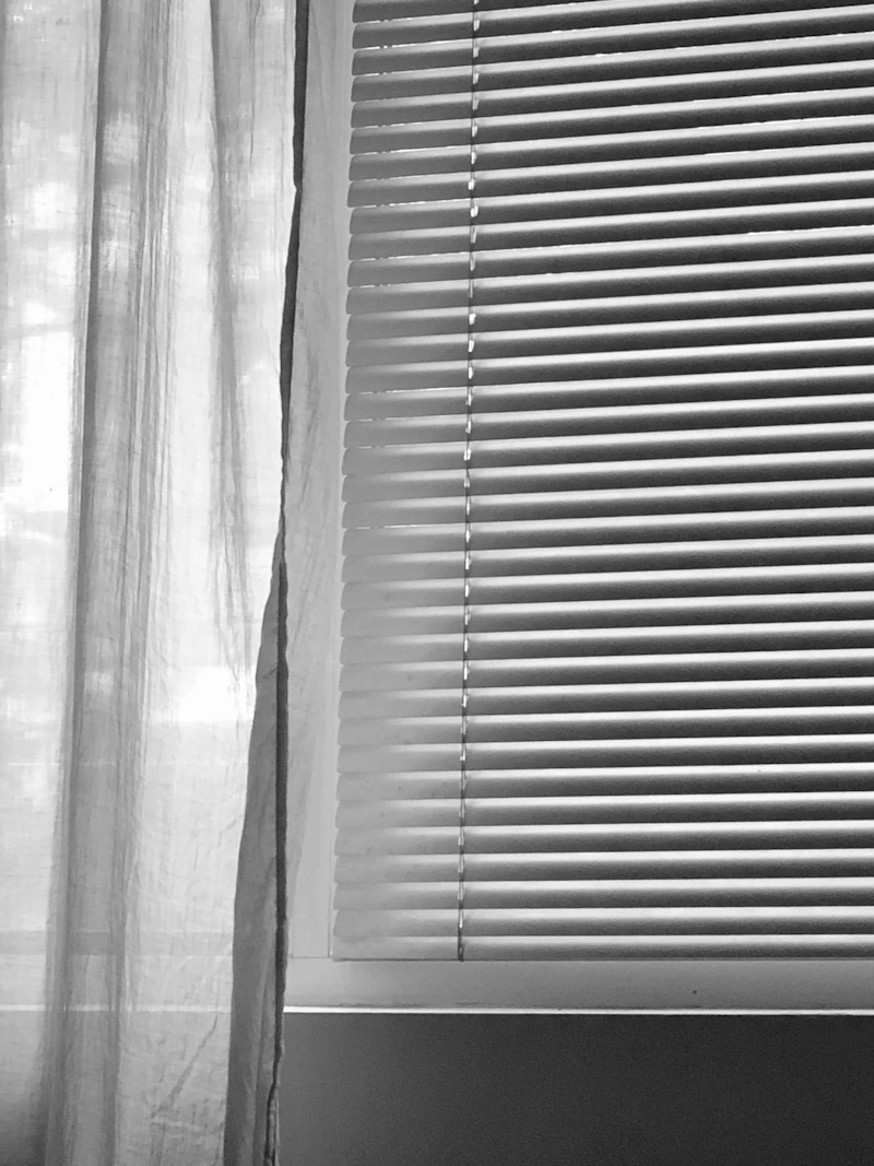 Linen Roman Blind in Oatmeal