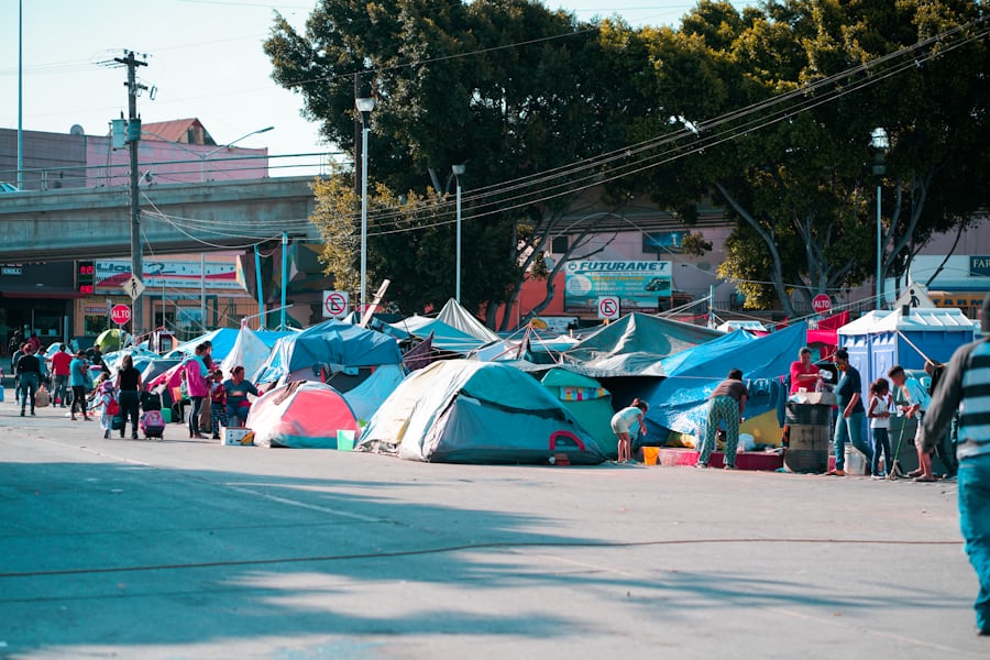 A migrant camp in the Mexican border city of Tijuana (Barbara Zandoval via Unsplash)