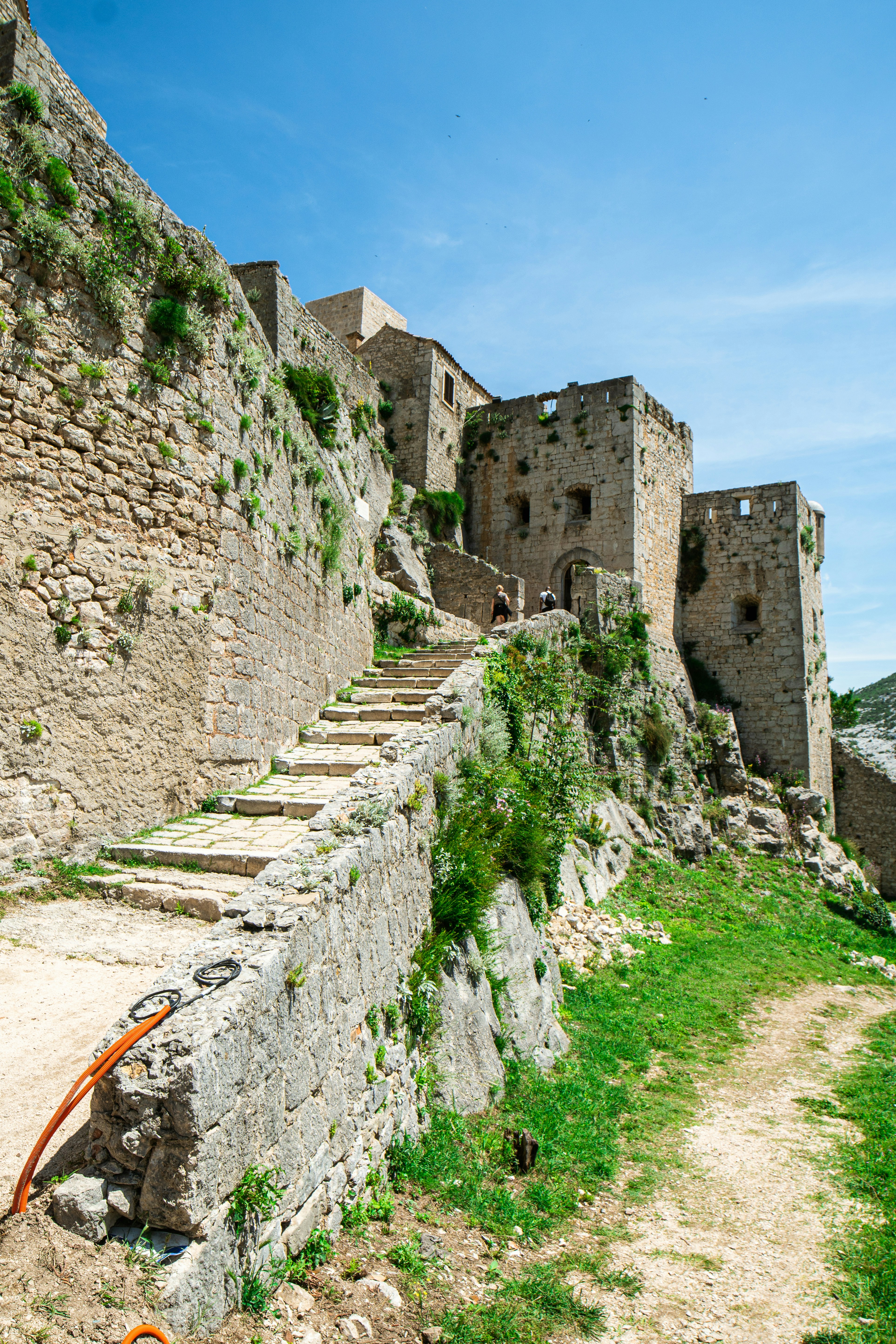 gray concrete building under blue sky during daytime