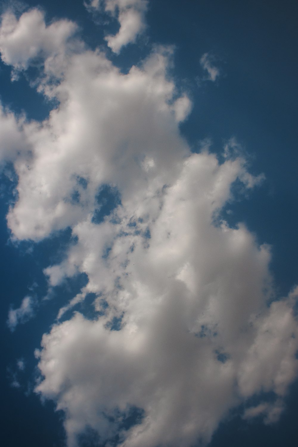 white clouds and blue sky during daytime