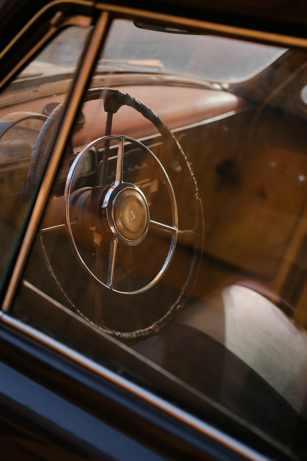 brown and silver steering wheel