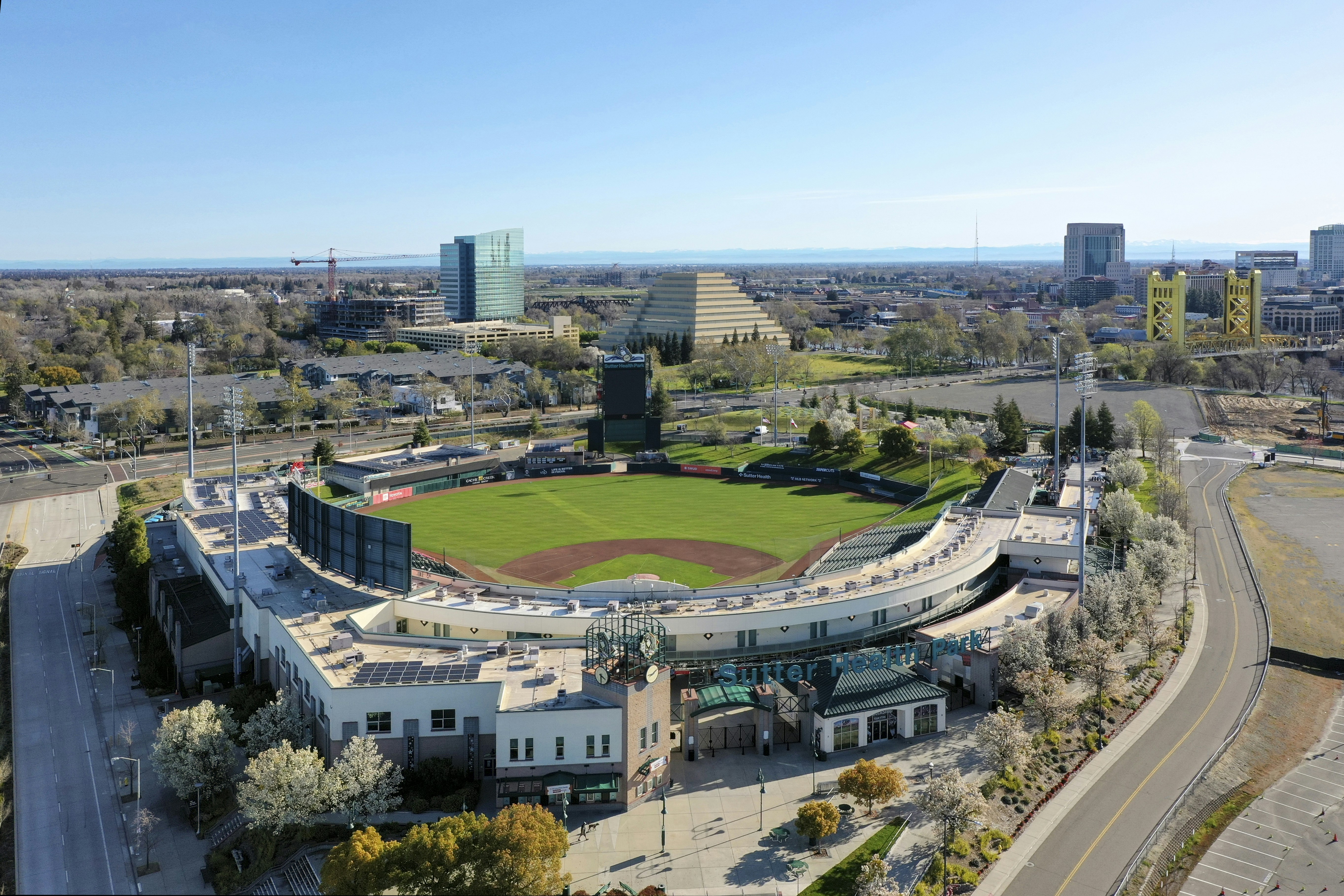 Photo by leo_visions_