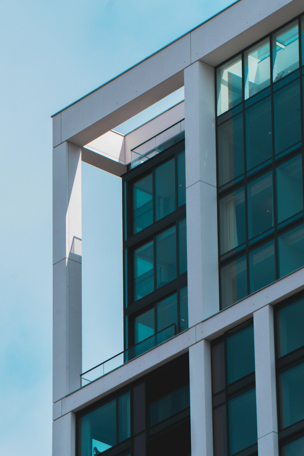 white concrete building during daytime