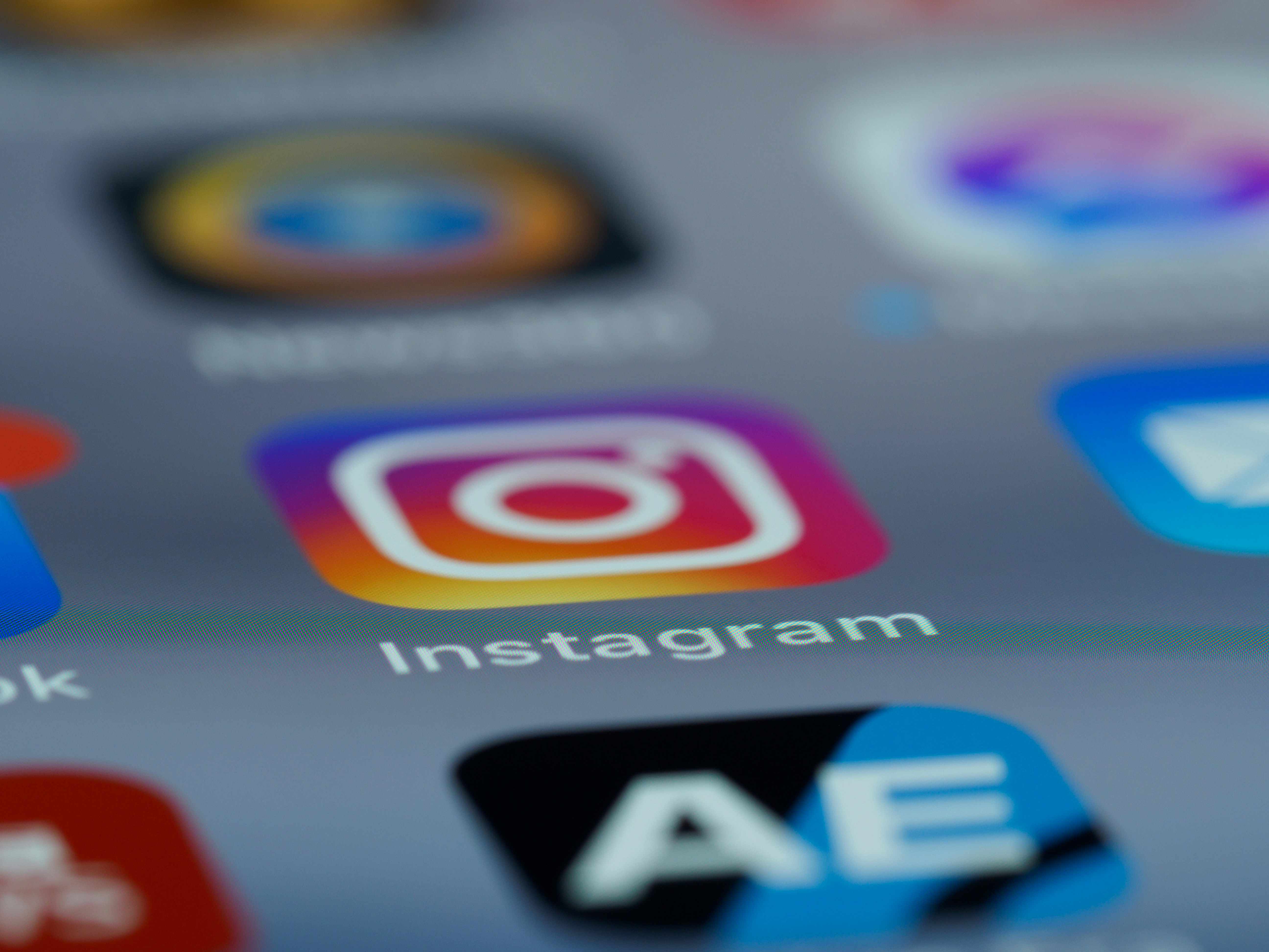 iphone, iphone x, ios, home screen, close up, pixels, retina, smartphone, icon, ios 14, icon, screen, phone, app, apps, bokeh, close focus, technology,