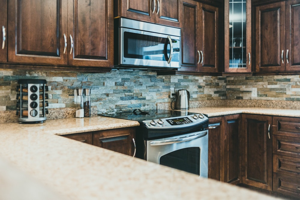 white and black gas range oven