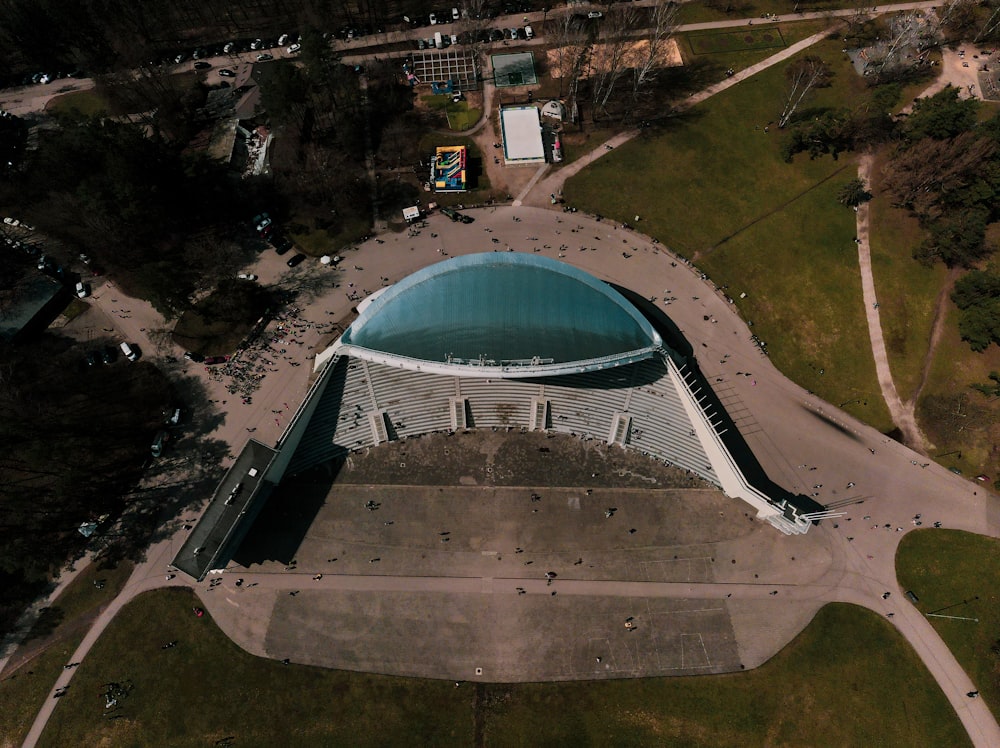 white and blue dome building