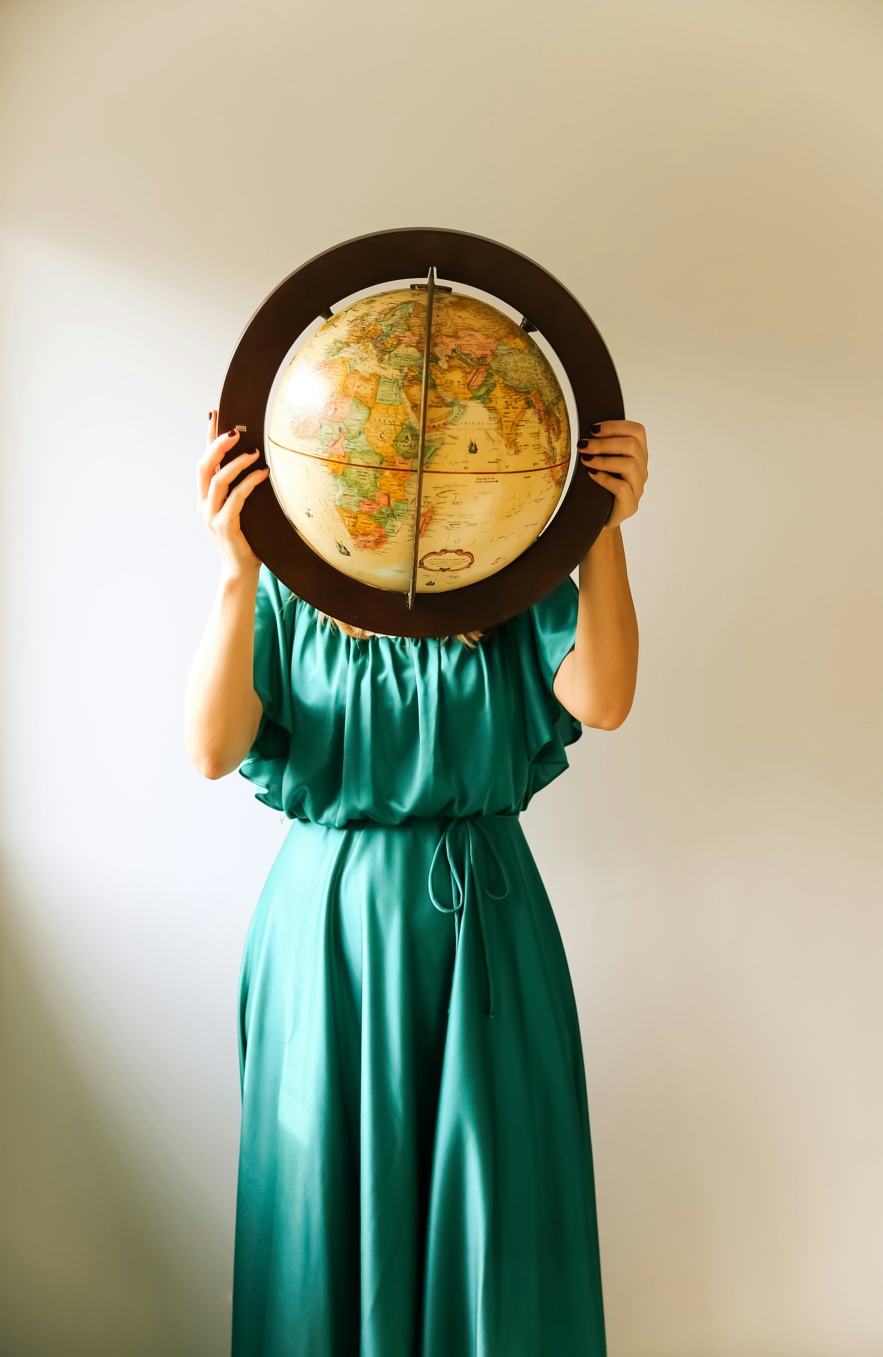 Green Dress Pictures | Download Free Images on Unsplash