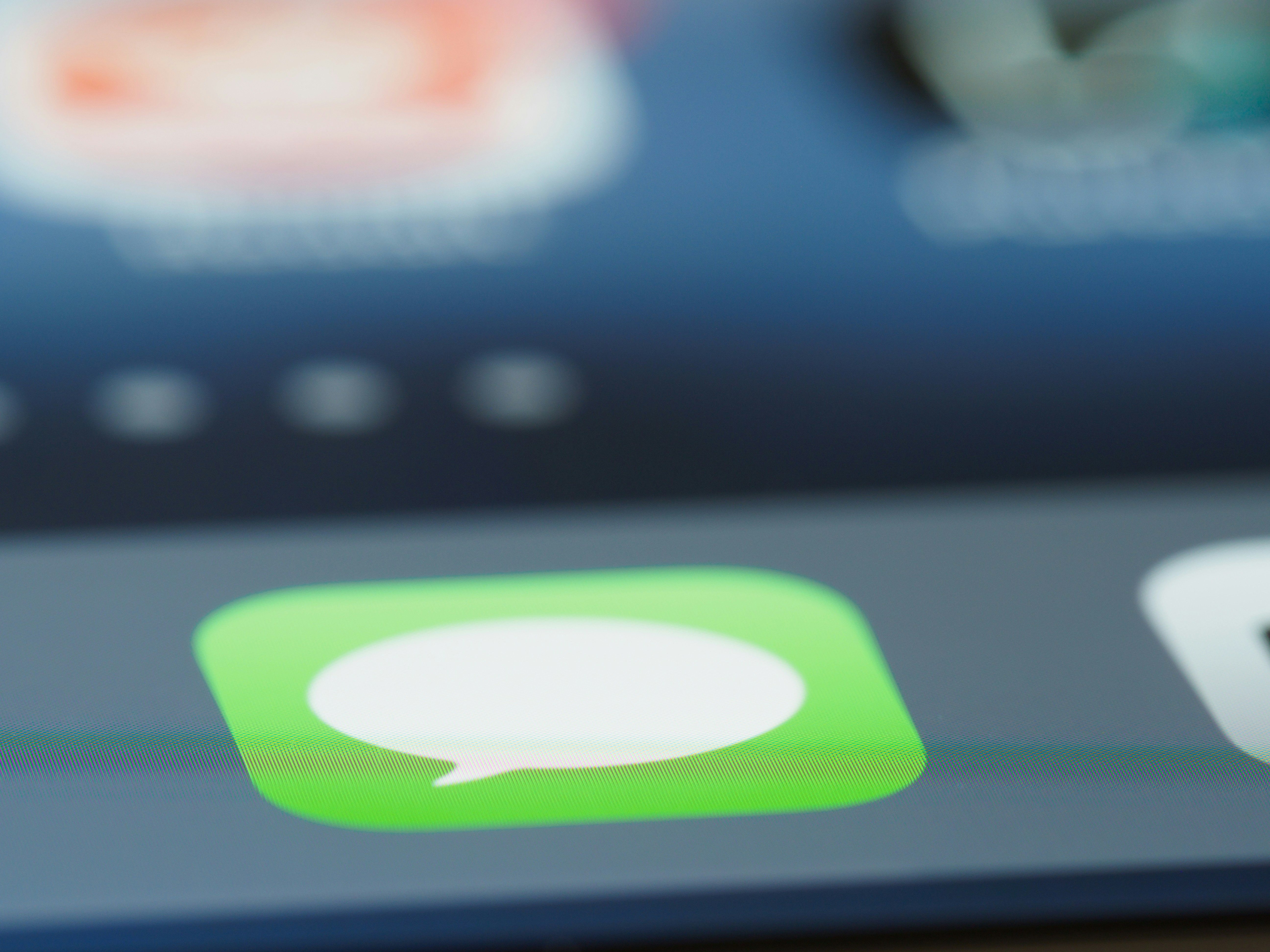 50+ Creative Messages for Changing Your Voicemail Greeting on iPhone