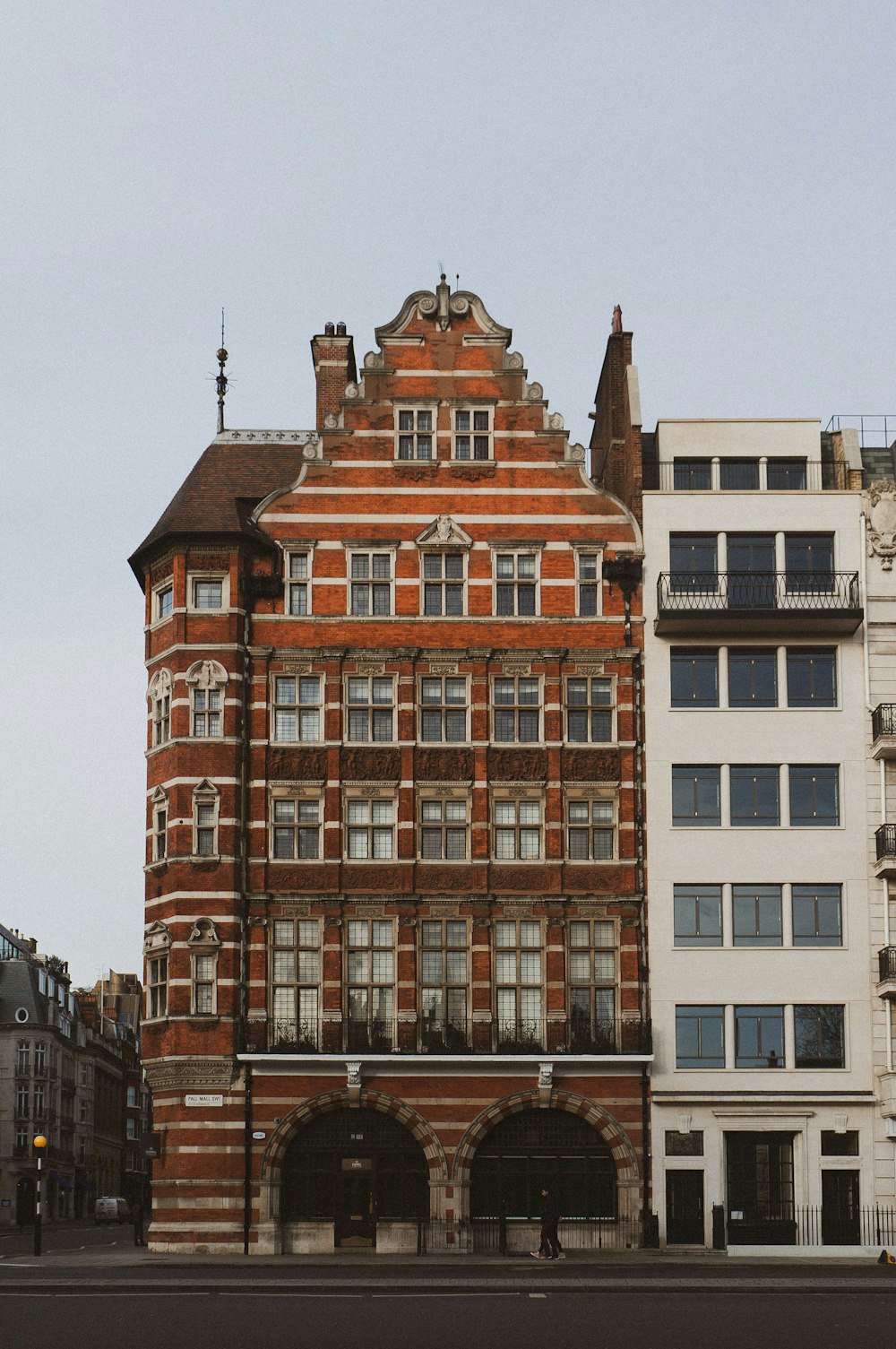 brown and white concrete building