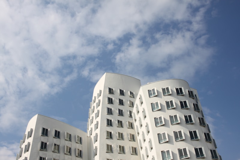Wie läuft der Wechsel einer WEG-Verwaltung ab?
