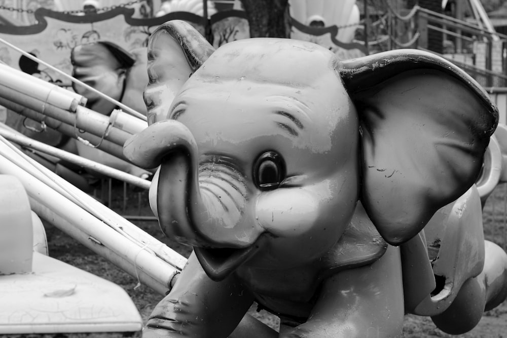 gray scale photo of elephant statue