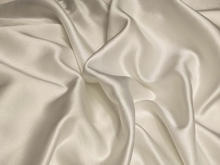 Verified Silk Fabrics Buyers Worldwide