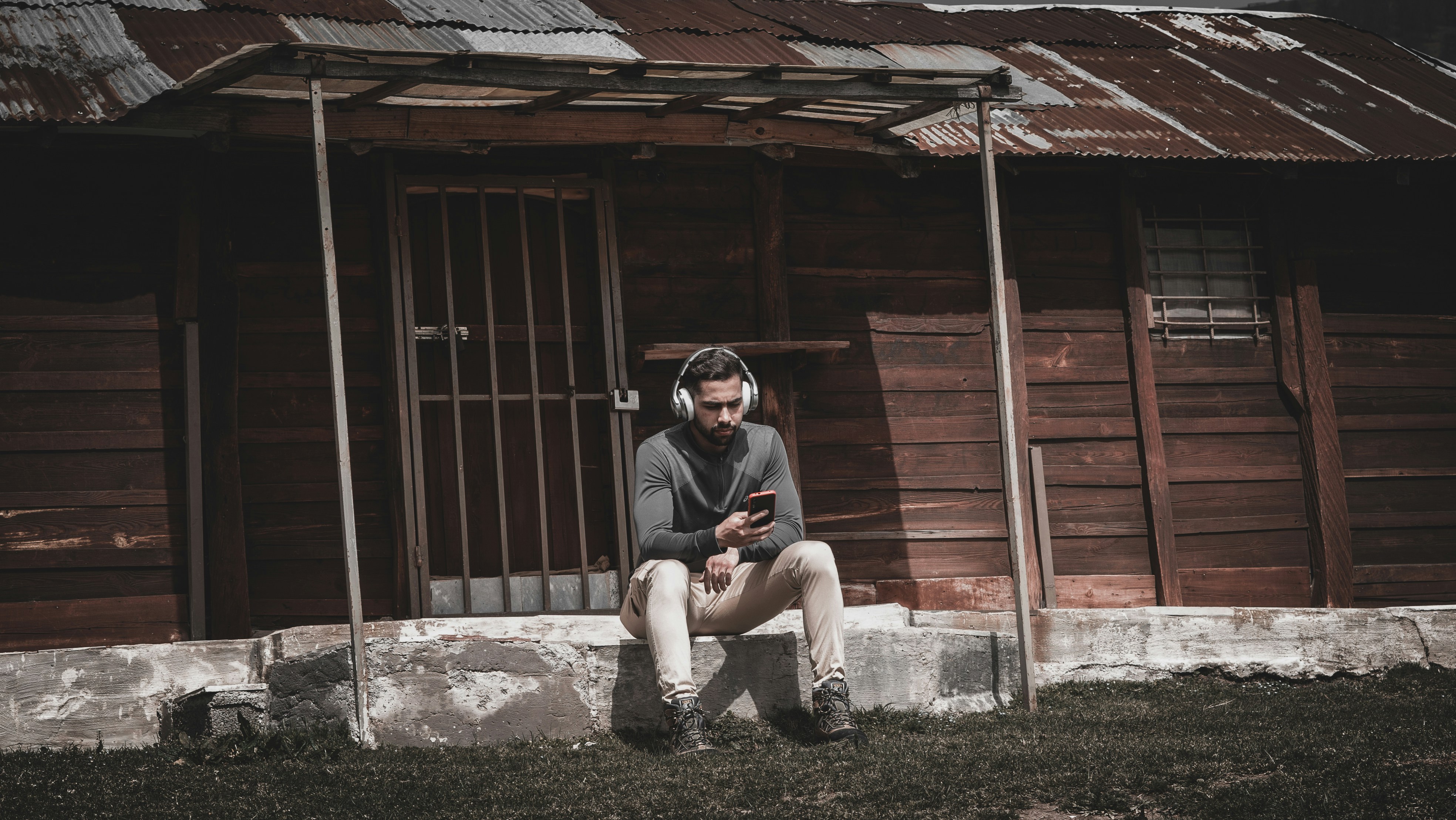 Photo by hosseinmoradi