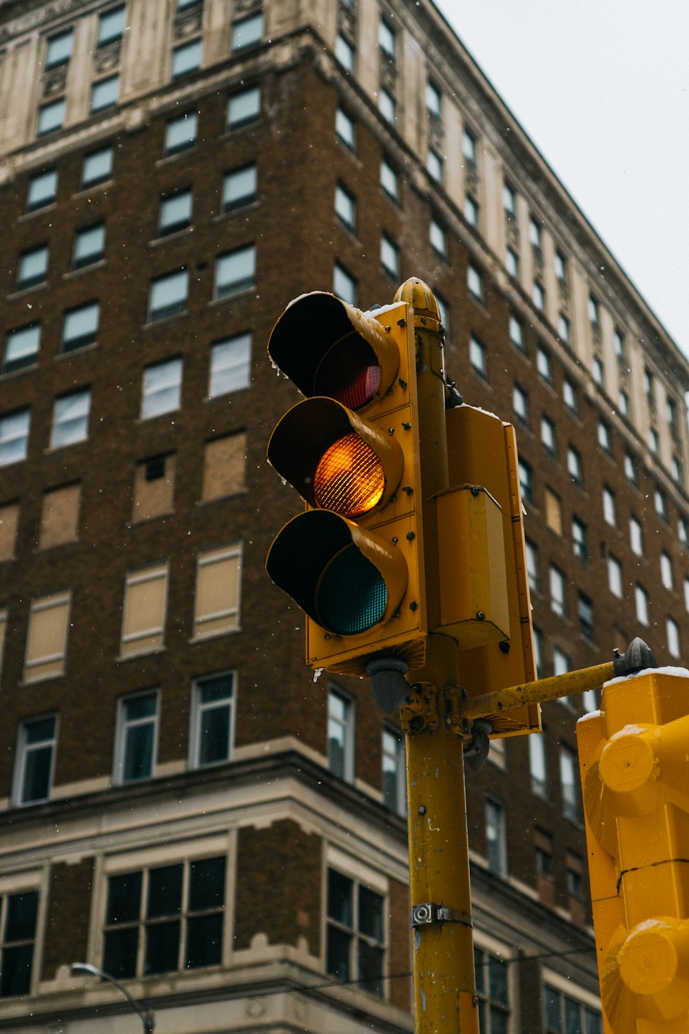 traffic light on red light