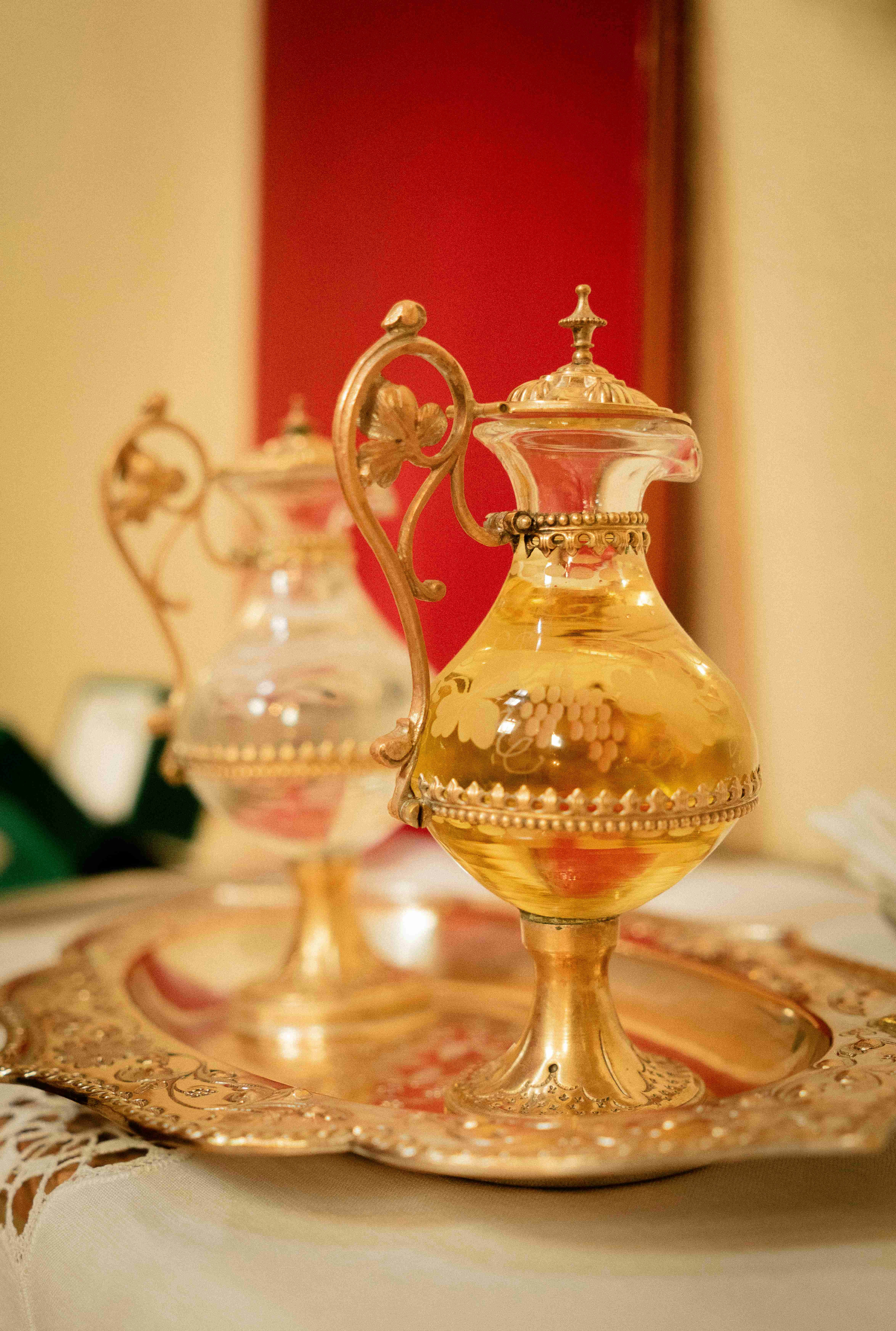 Burette vs. Pipette What's the Difference? This vs. That