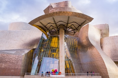 Guggenheim Museum Bilbao - から Back, Spain
