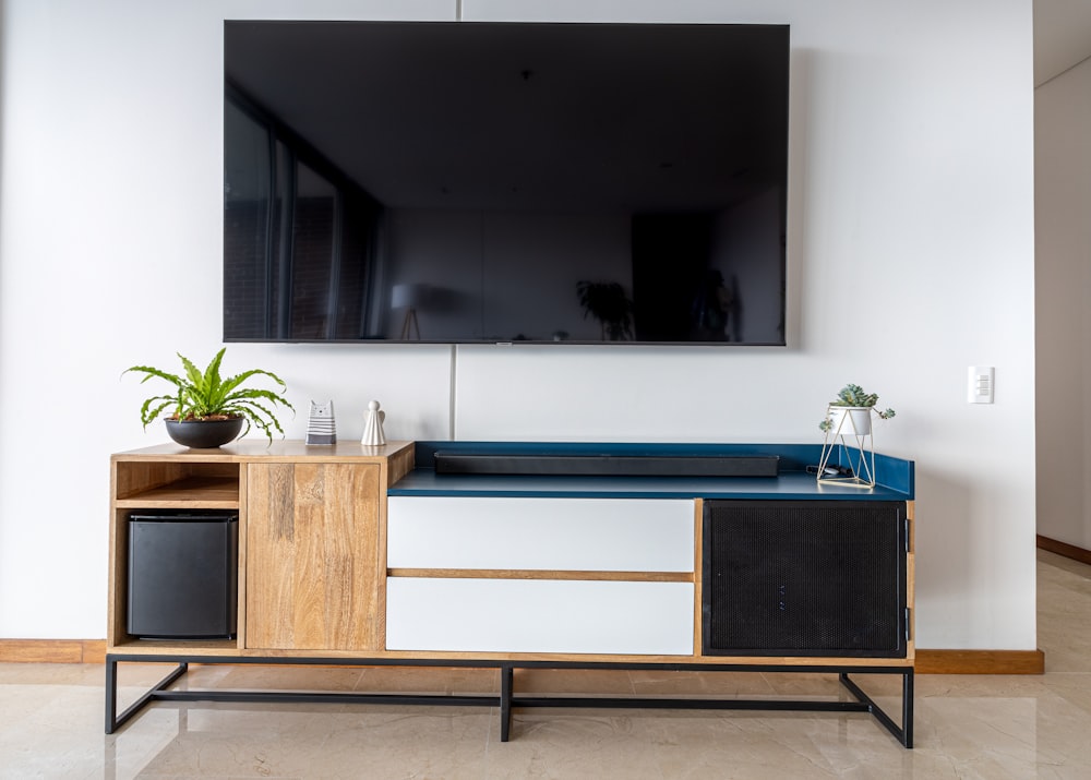 white and brown wooden desk