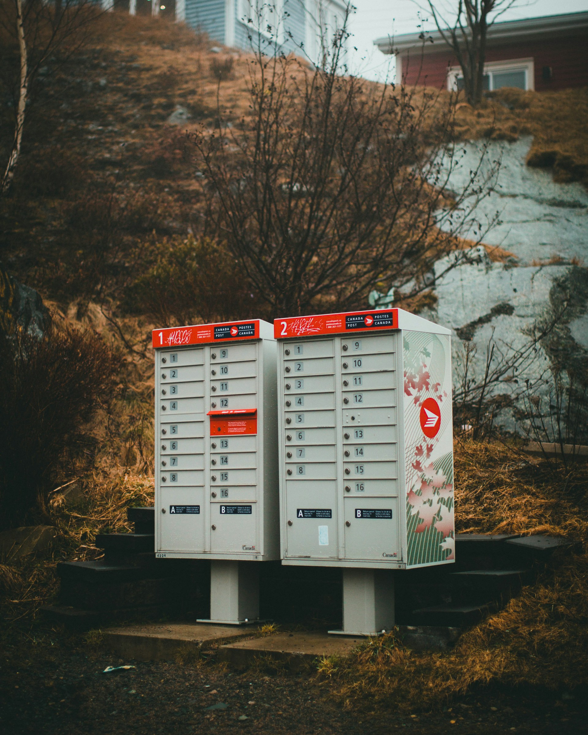 white and red coca cola vending machine
