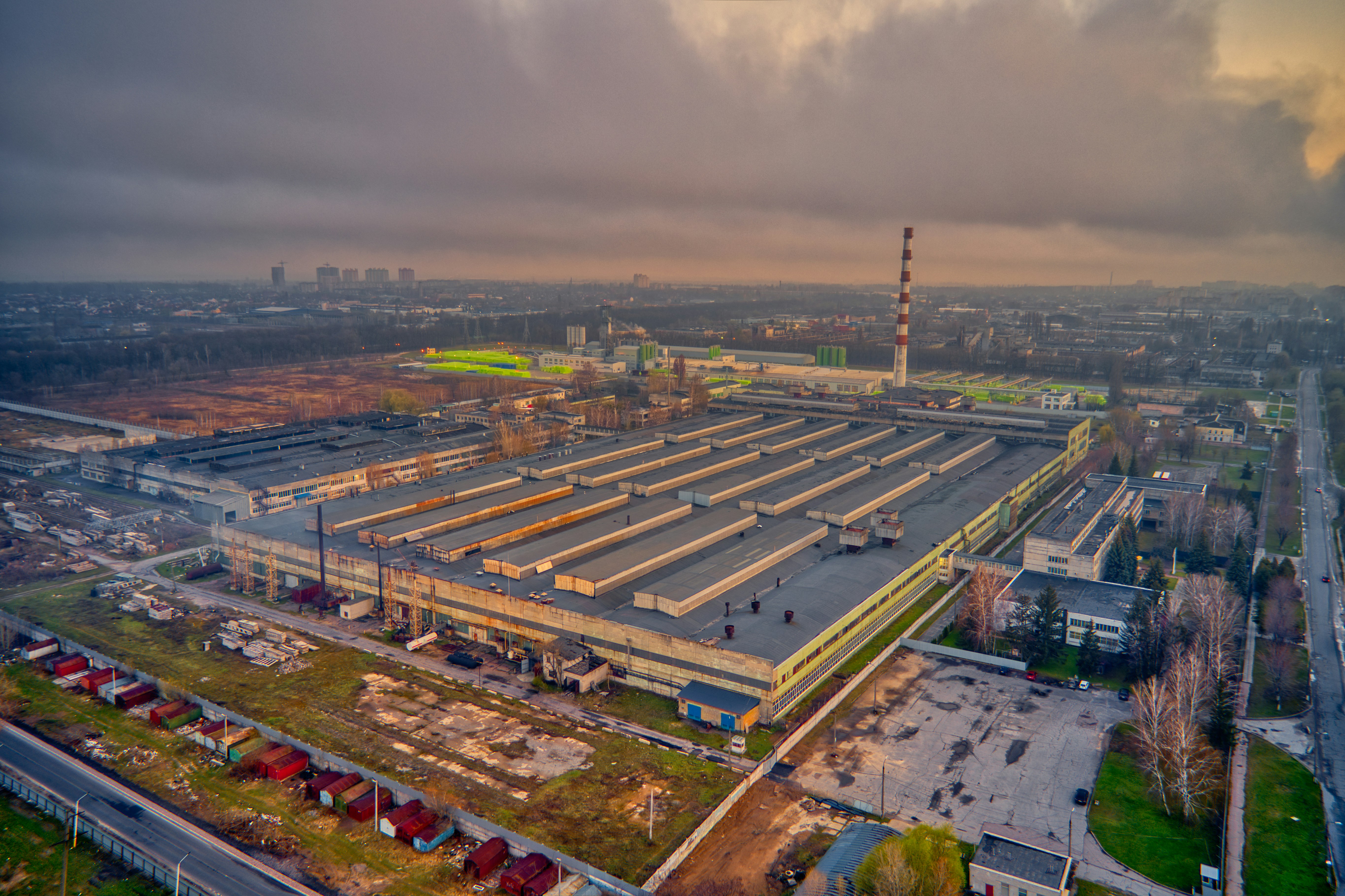 Why Smart Factories Define Next-Gen Manufacturing