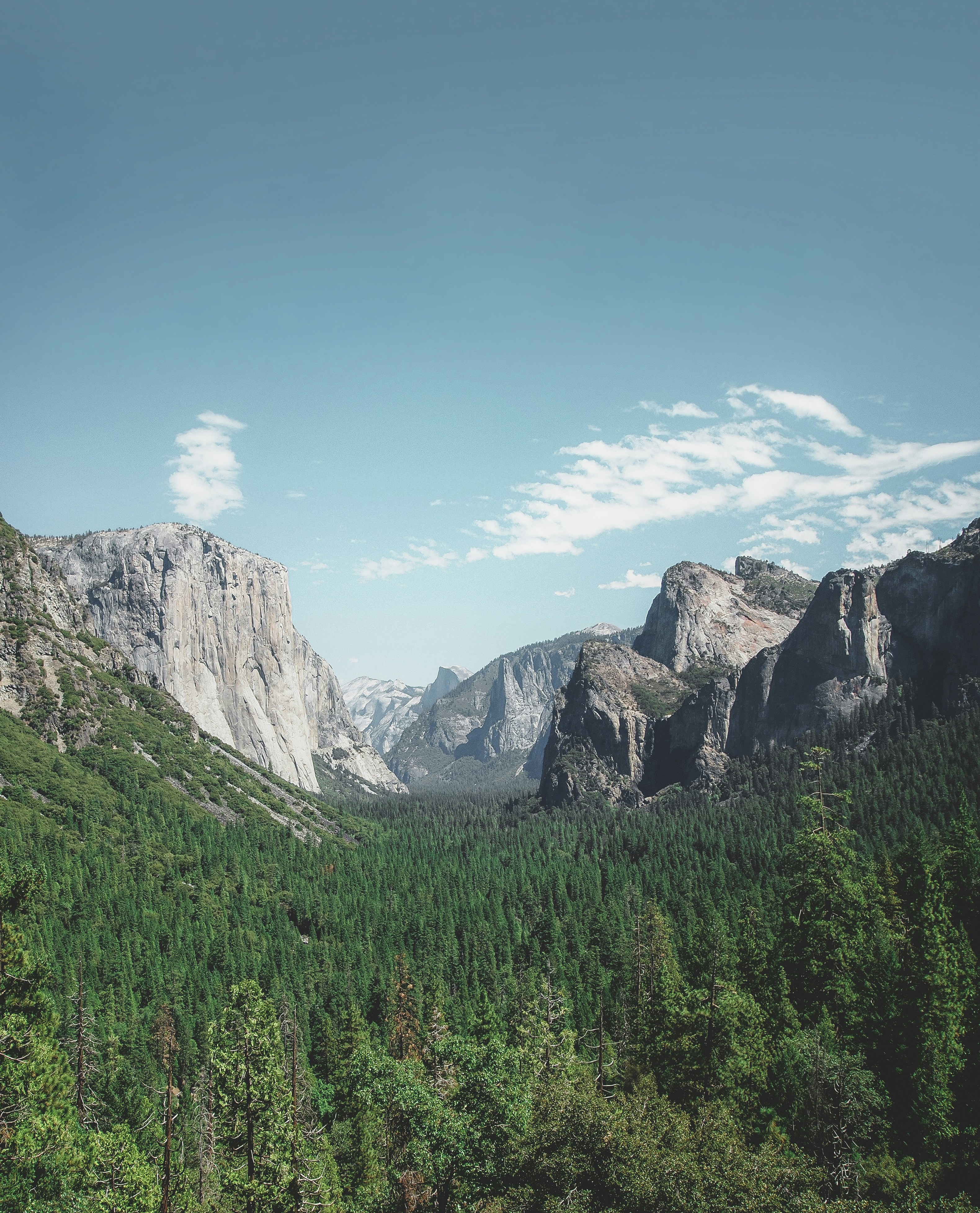 Photo by pierrejeanneret