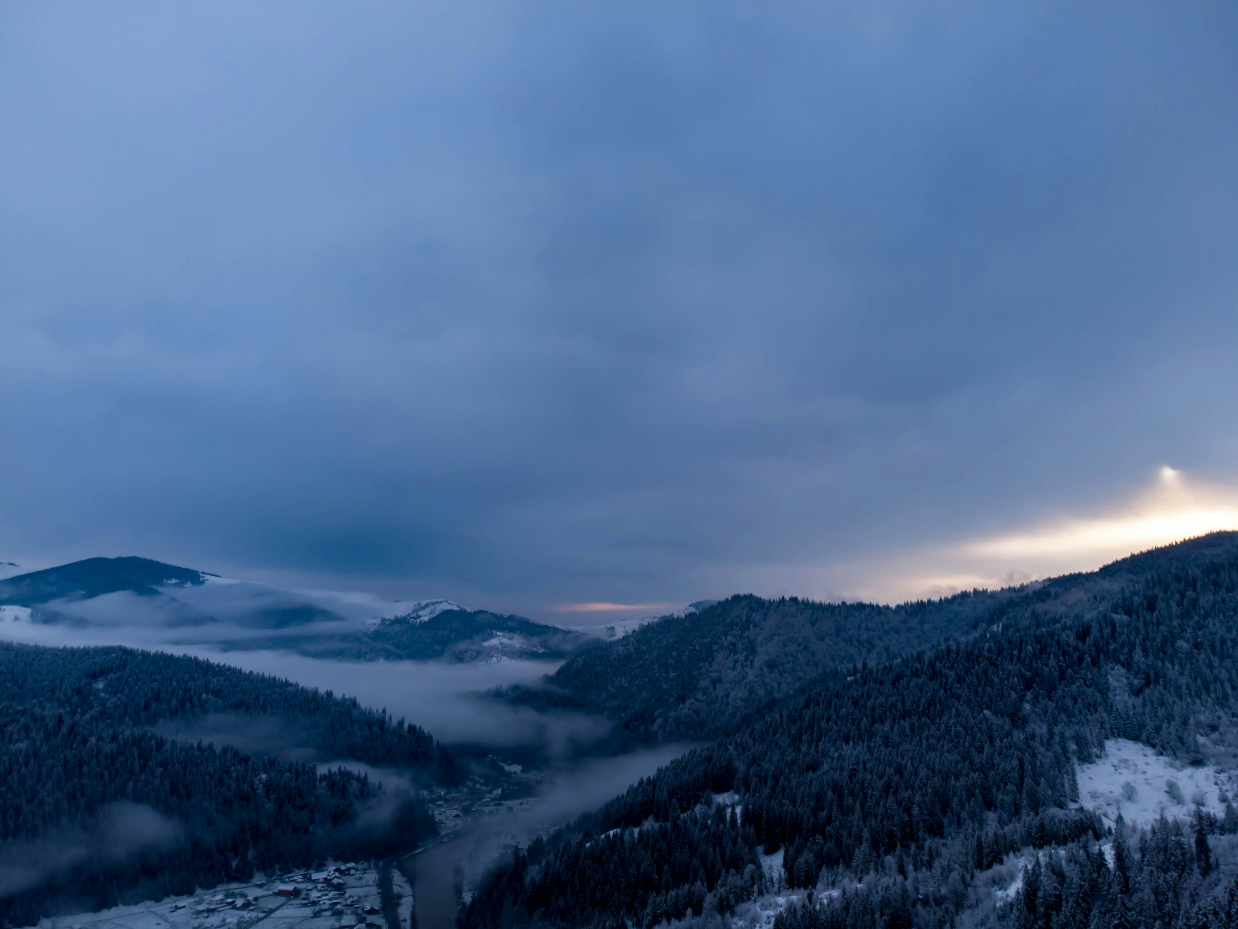 Photo by walkthecreator