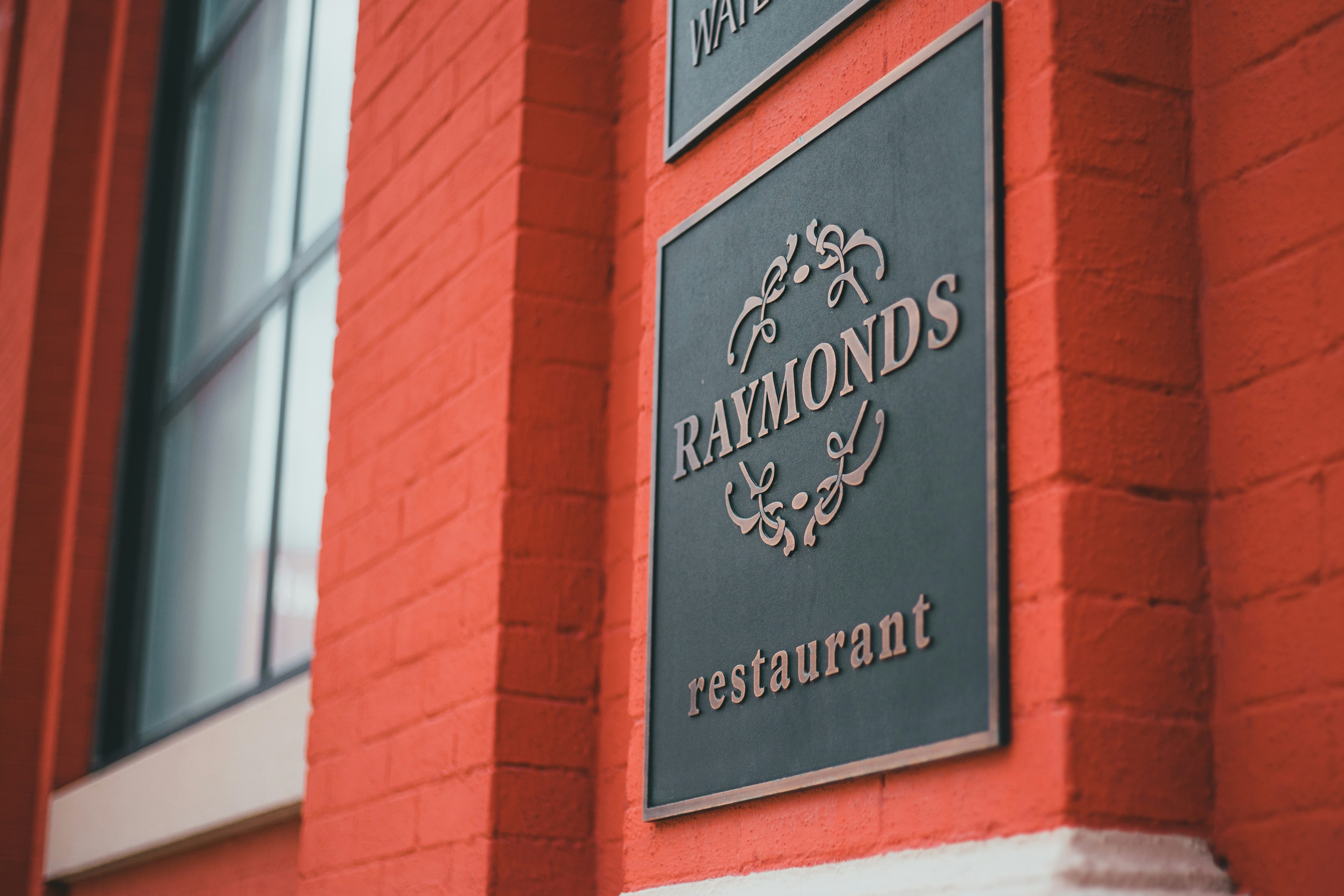 Best Restaurants in Zambezi for Business Lunches (2026)