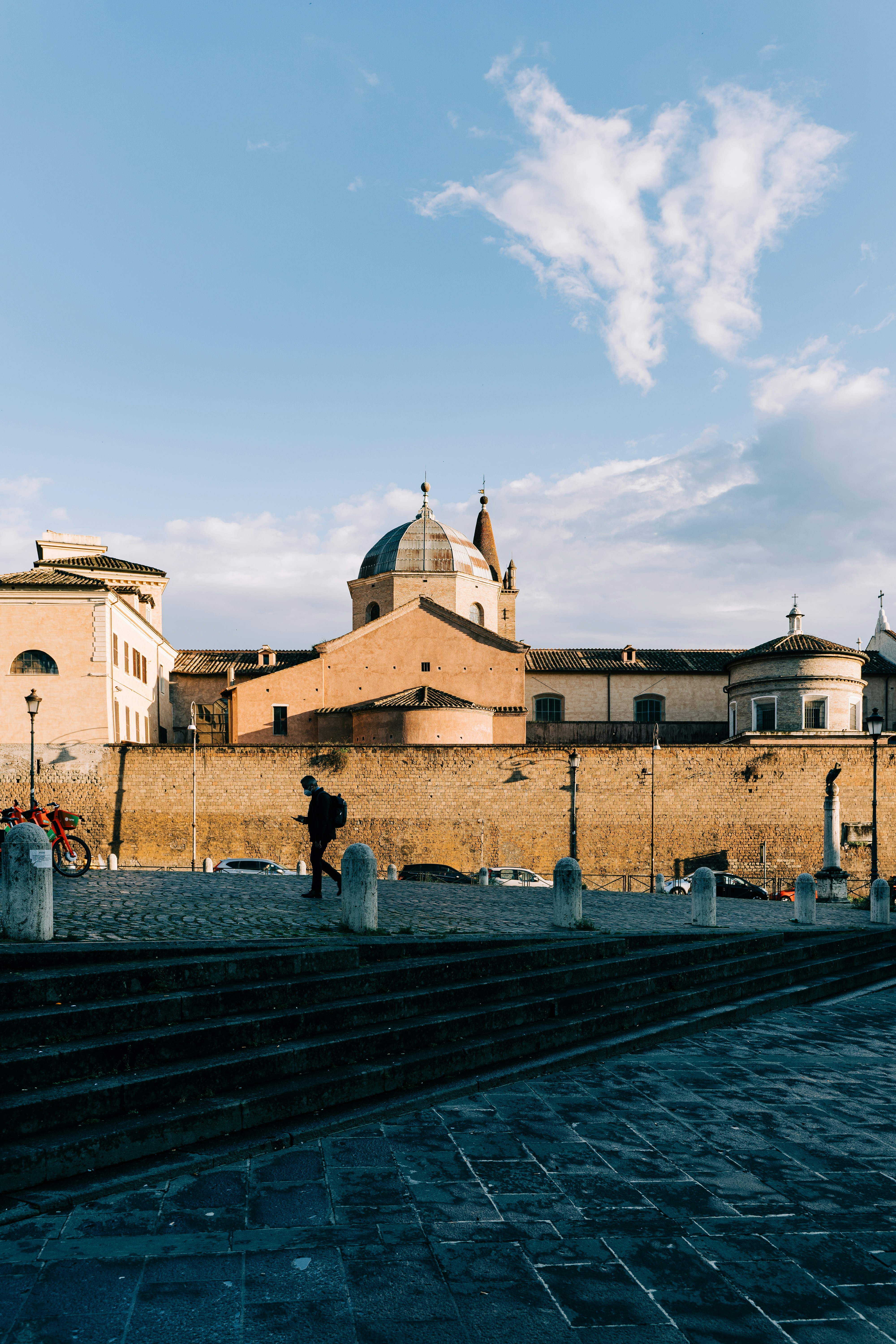 Photo by gabiontheroad