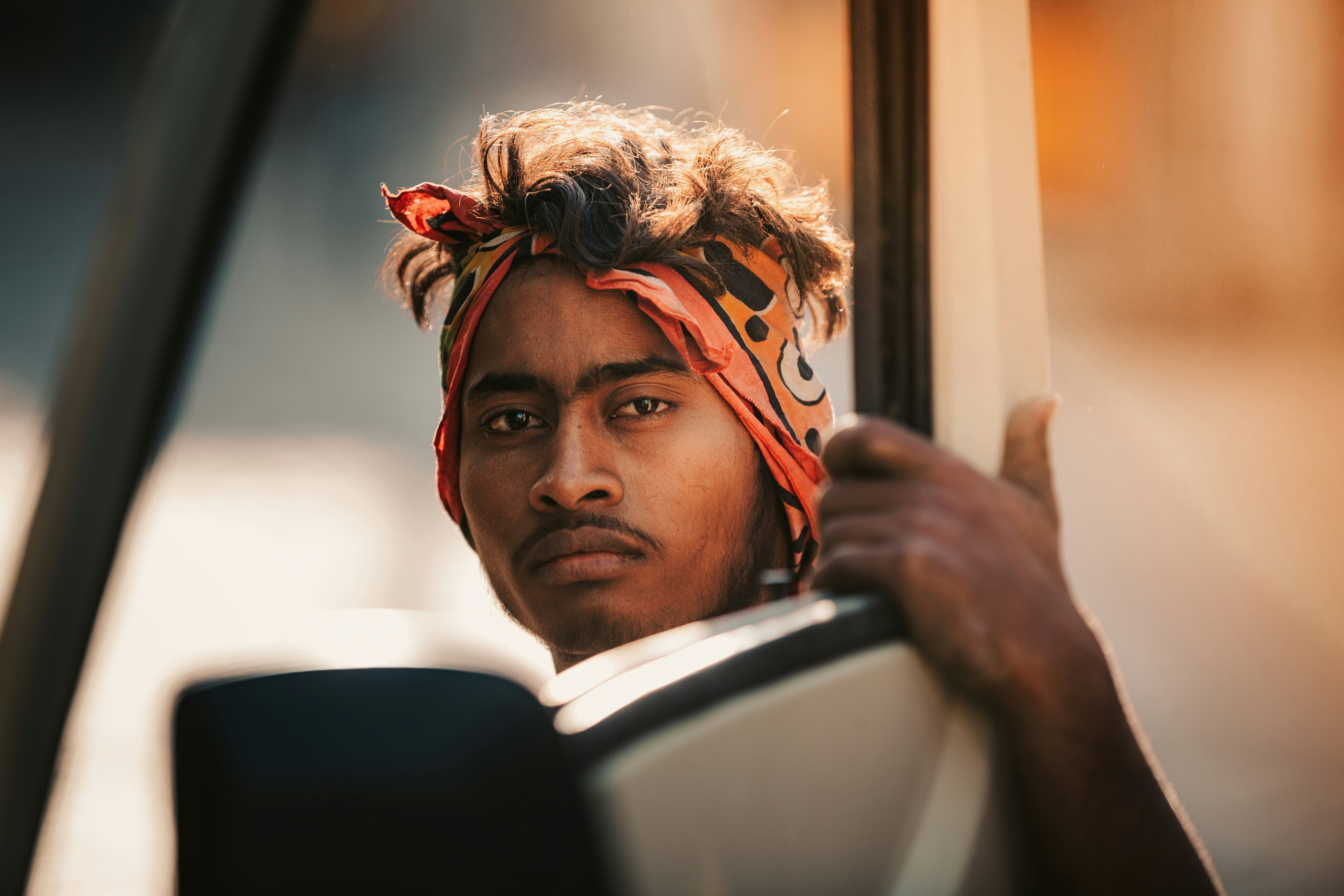 how to wear a bandana