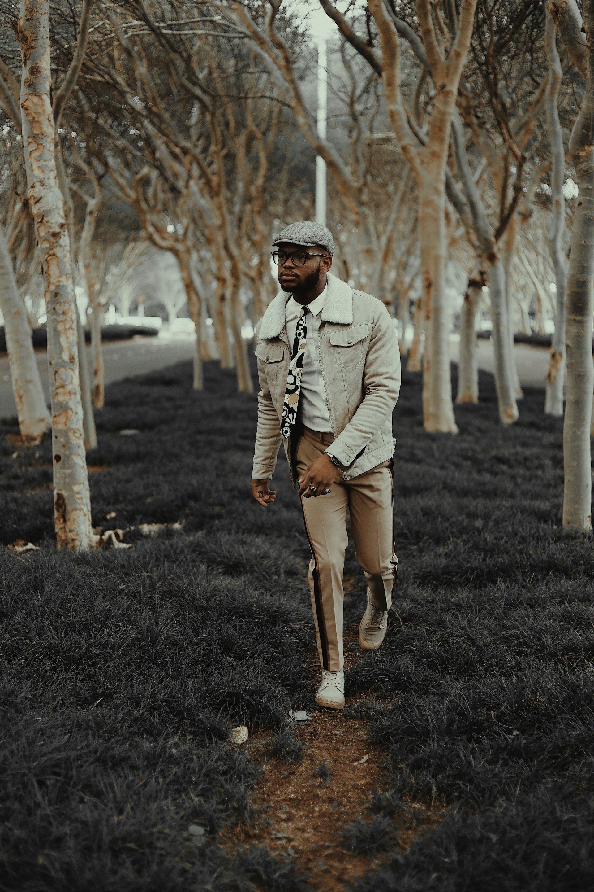 black and white bed linen