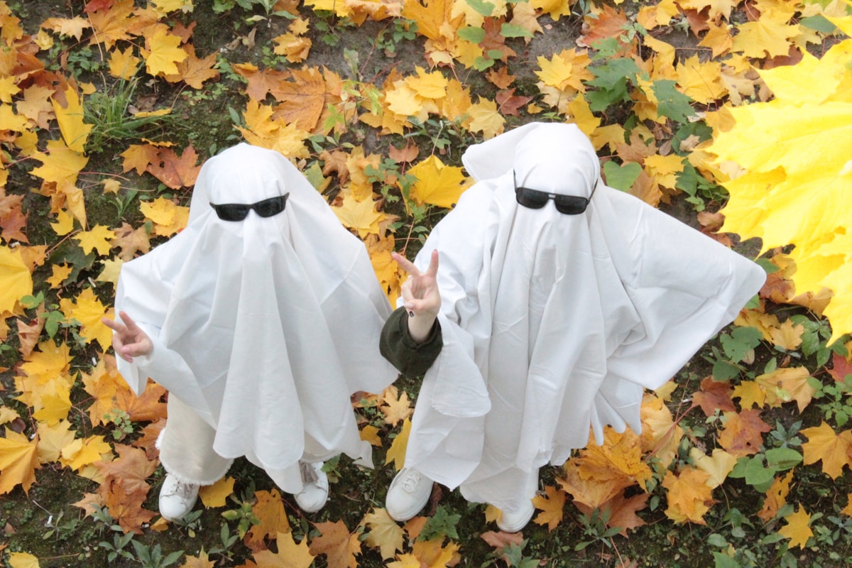 The World of Ghost-Friendliness