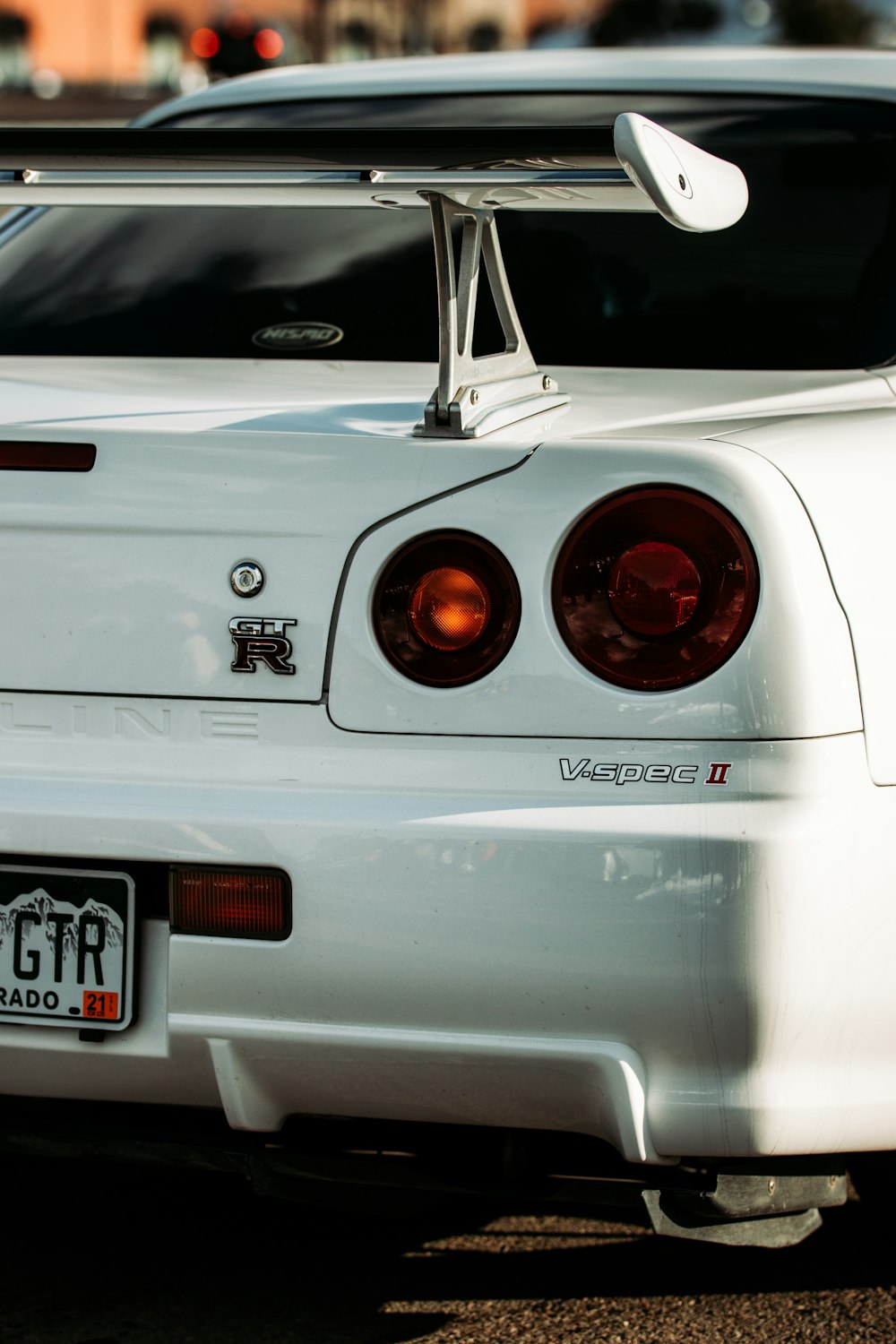 white bmw m 3 coupe