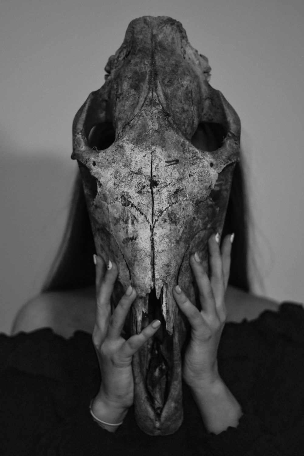 grayscale photo of human skull