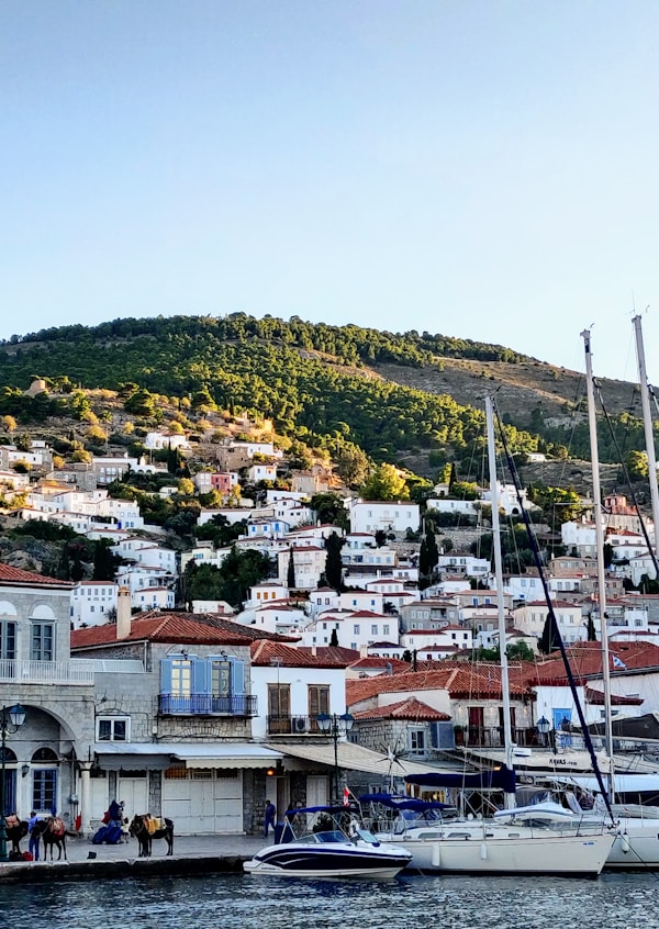 What to see in Hydra: Travel Guide & Recommendations
