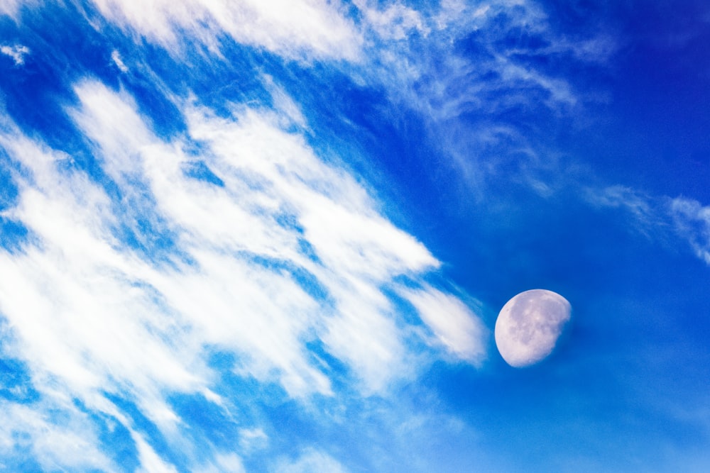 white clouds and blue sky during daytime