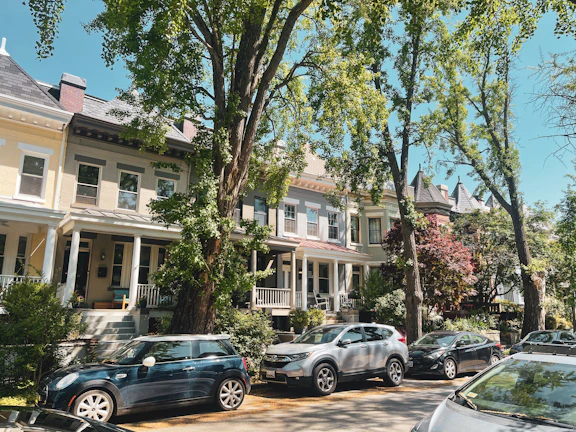 Exterior view of a charming townhome near downtown Indianapolis.