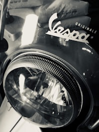 A classic Vespa wallpaper showcasing vintage design elements.