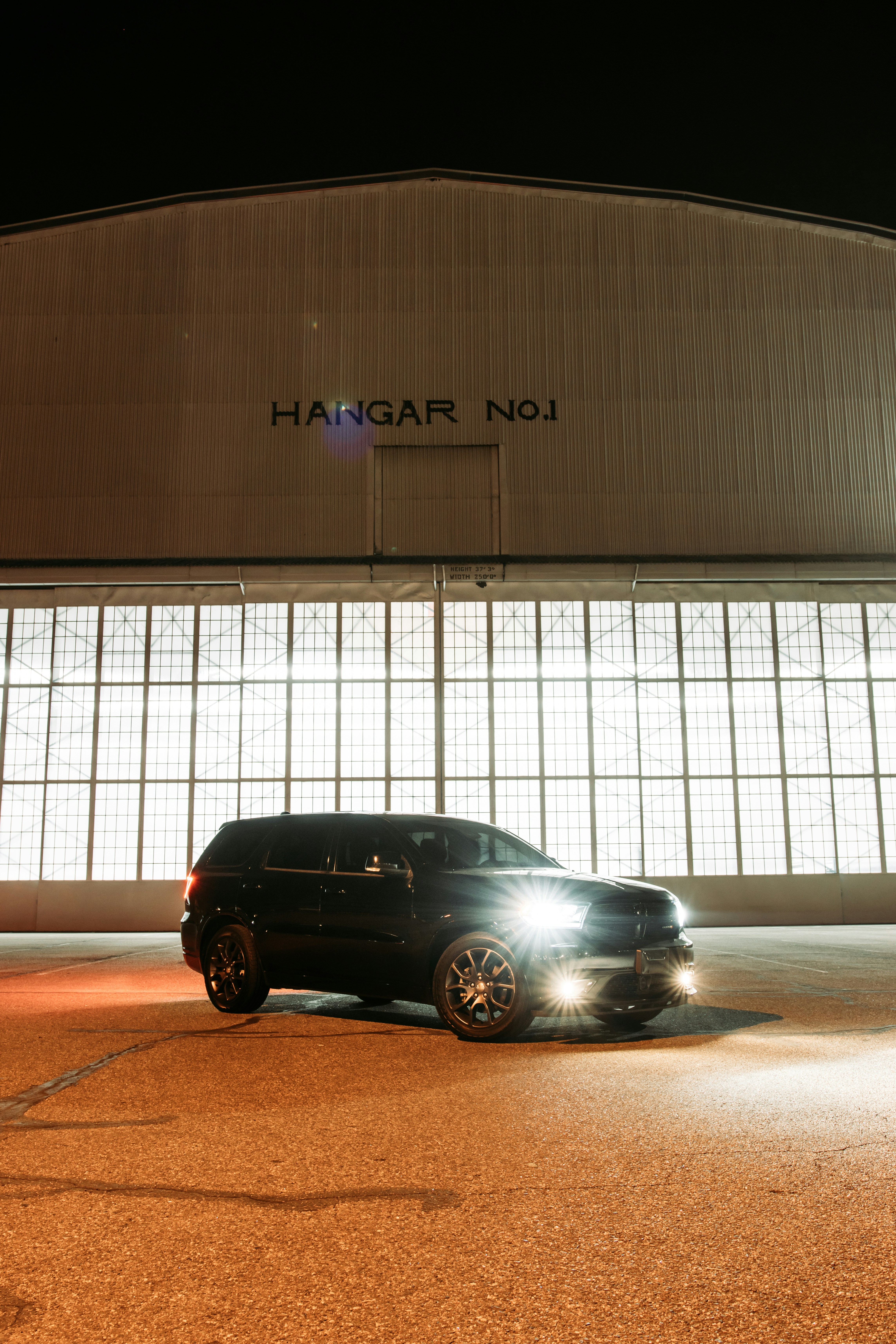 luxury black suv night, wallpaper, 2026 Land Rover Sports Car Review: Luxury Meets Performance 6