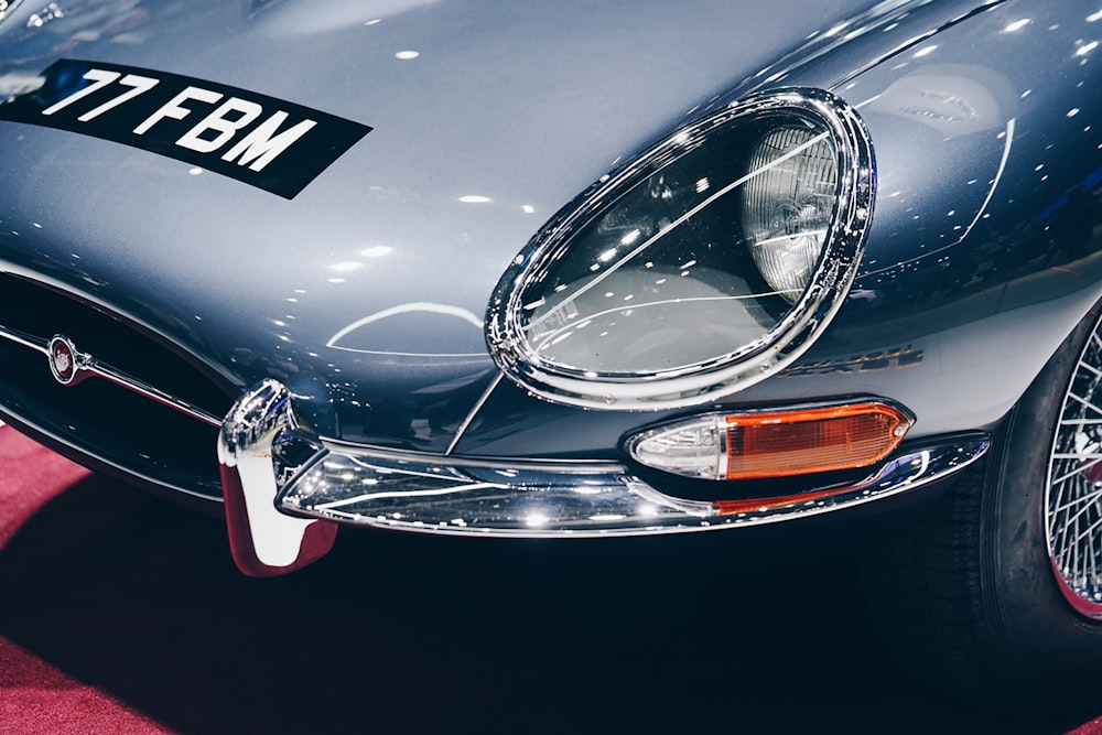 white porsche 911 on black background